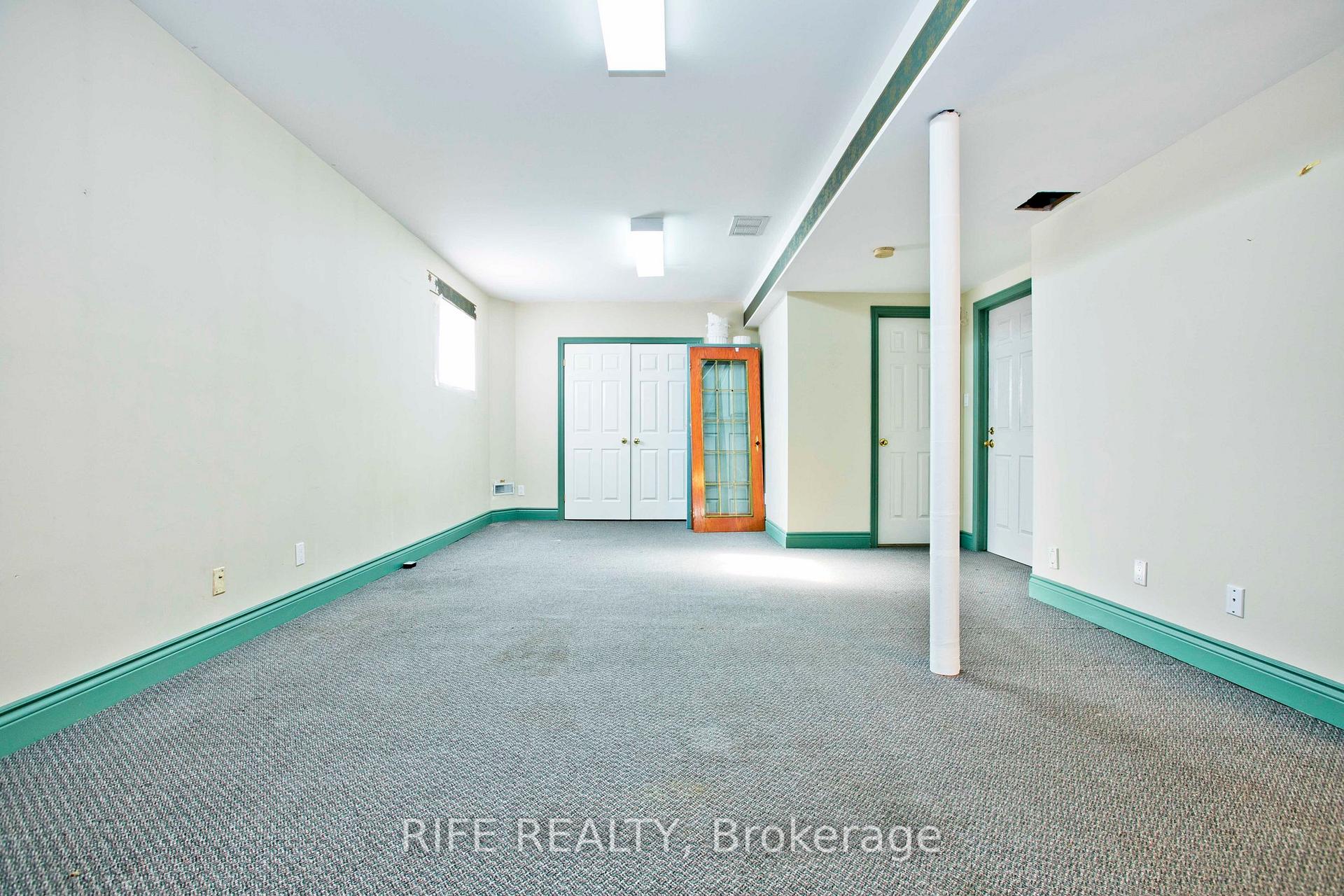 Photo 25 of 573 Old Orchard Grove, Toronto, Bedford Park-Nortown — HOMEH