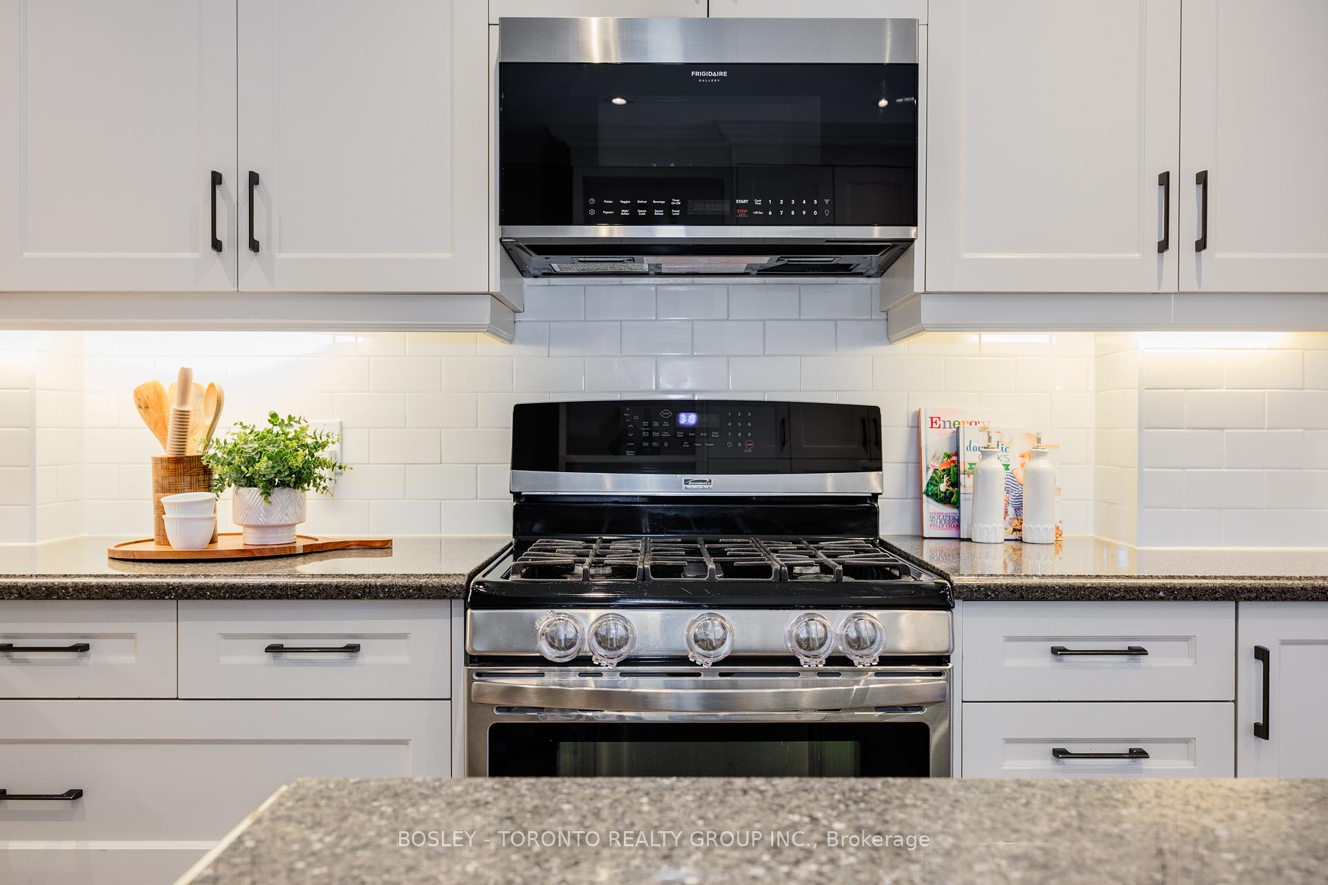Photo 9 of 96 Gillard Avenue, Toronto, Greenwood-Coxwell — HOMEH
