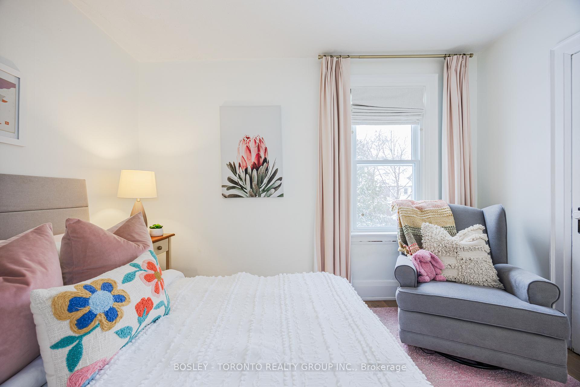 Photo 24 of 96 Gillard Avenue, Toronto, Greenwood-Coxwell — HOMEH