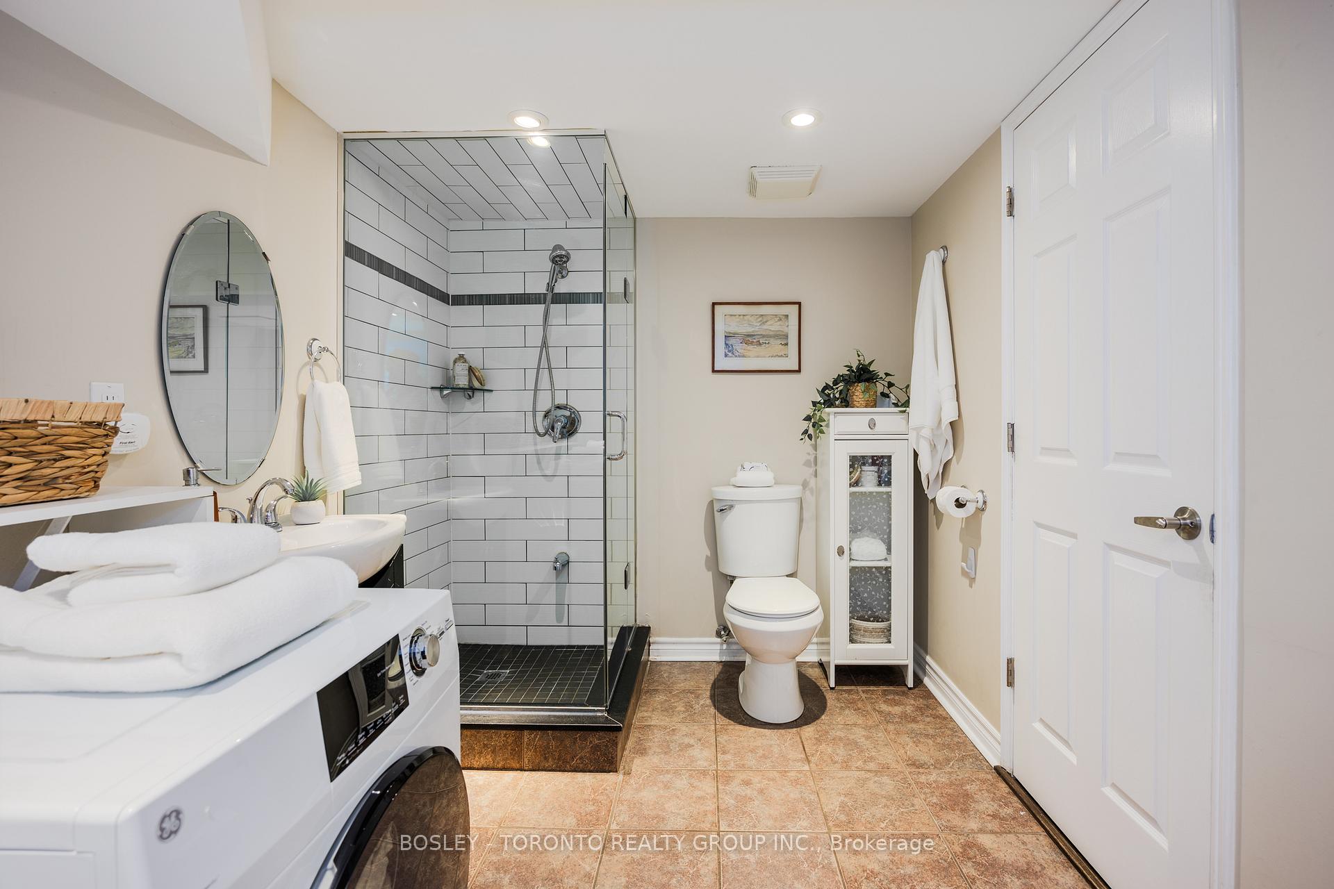 Photo 37 of 96 Gillard Avenue, Toronto, Greenwood-Coxwell — HOMEH