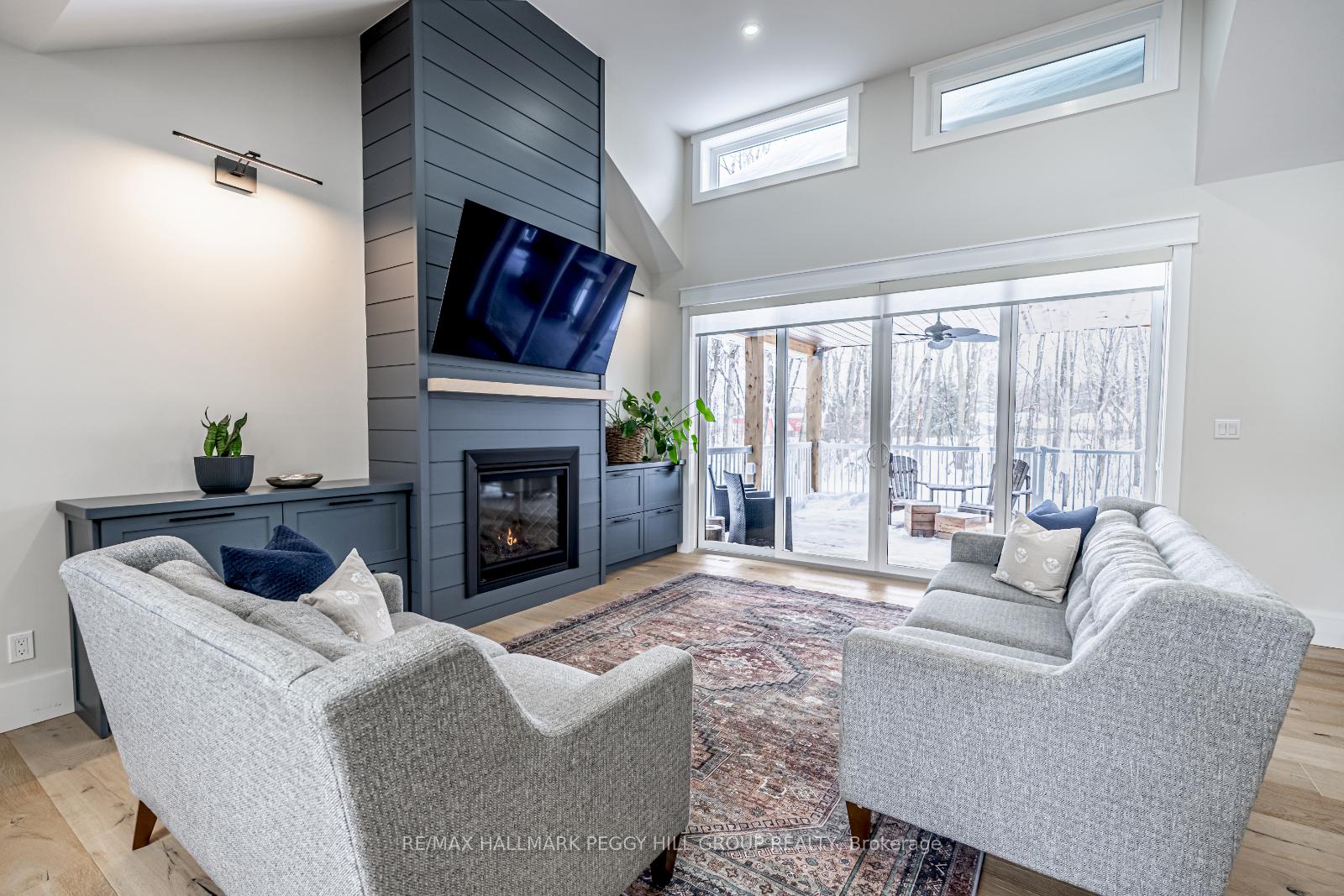 Photo 5 of 111 Windermere Circle, Tay, Rural Tay — HOMEH