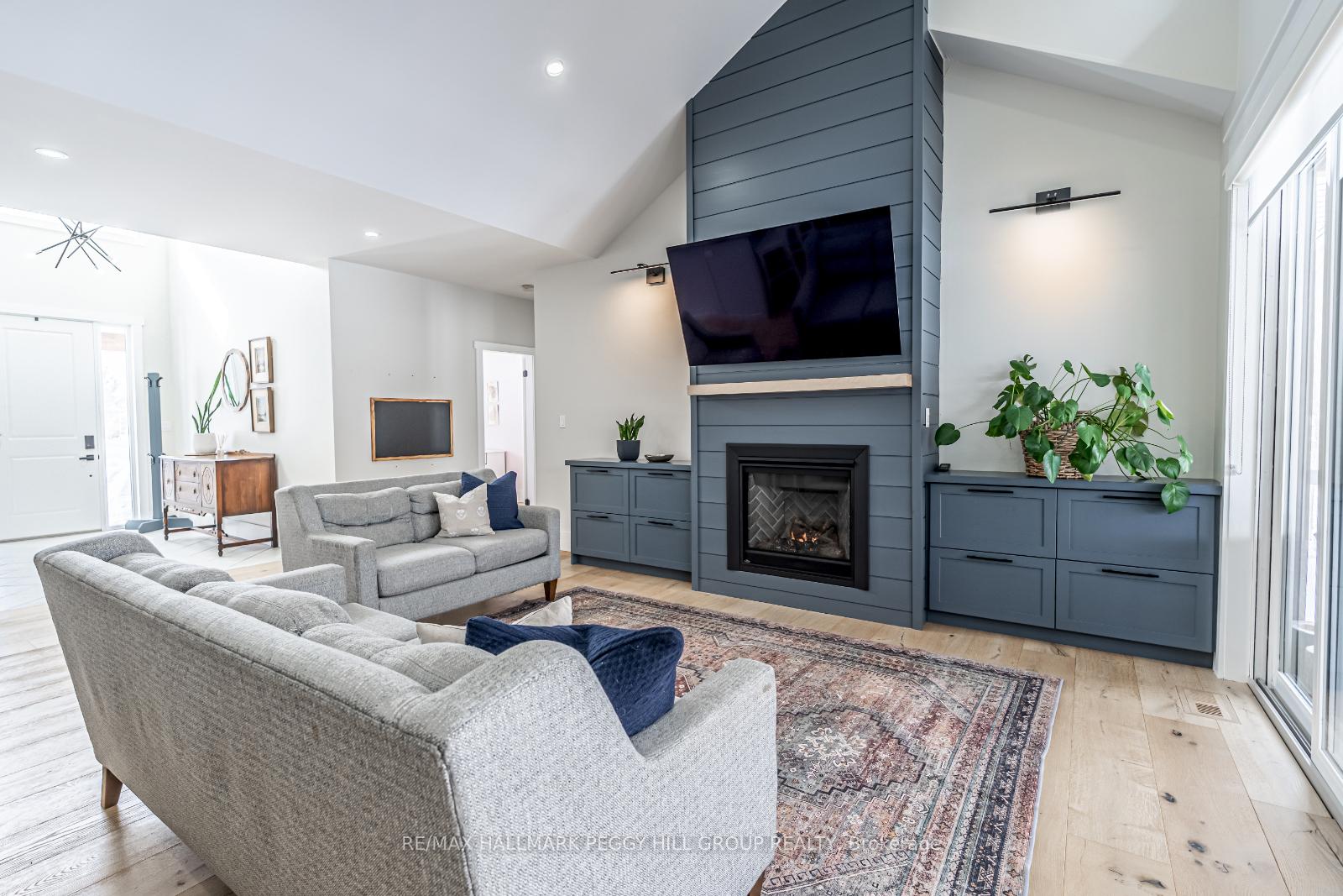 Photo 6 of 111 Windermere Circle, Tay, Rural Tay — HOMEH