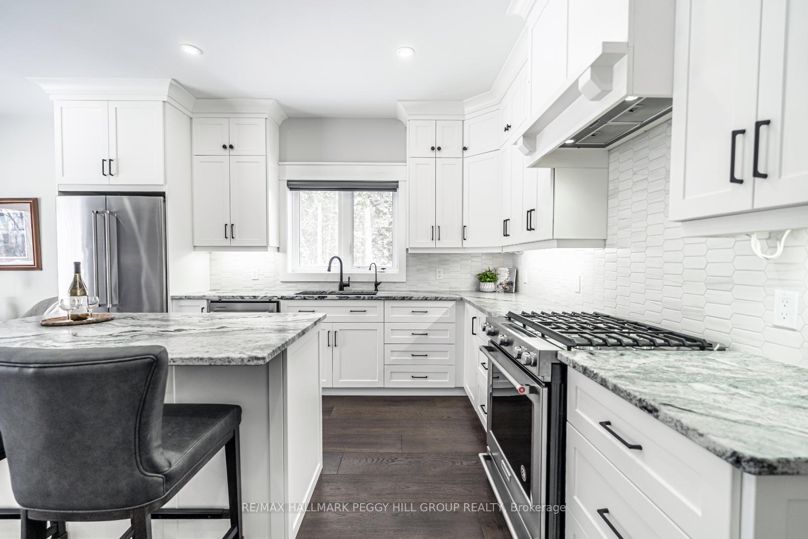 Photo 21 of 111 Windermere Circle, Tay, Rural Tay — HOMEH