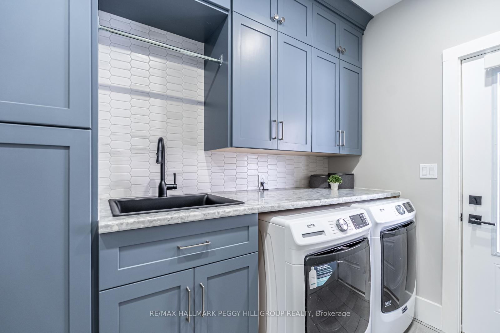 Photo 32 of 111 Windermere Circle, Tay, Rural Tay — HOMEH