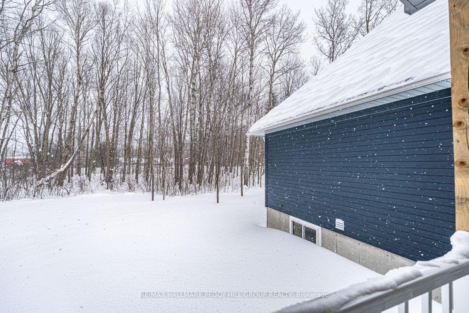 Photo 36 of 111 Windermere Circle, Tay, Rural Tay — HOMEH