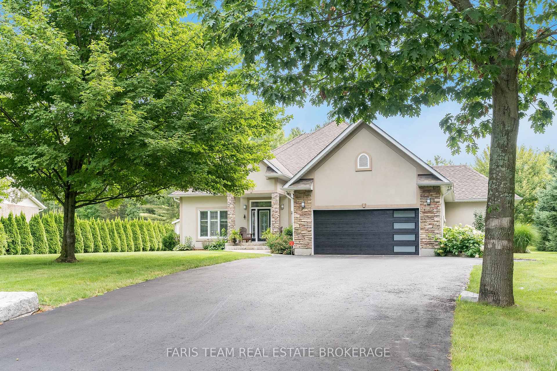 Photo 1 of 127 Goldfinch Crescent, Tiny, Rural Tiny — HOMEH
