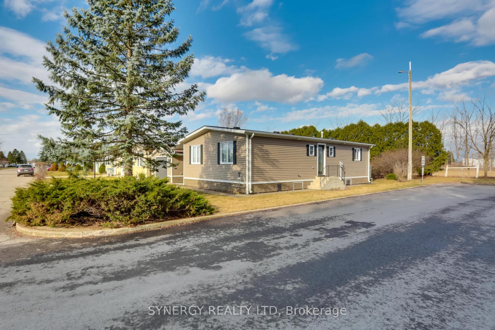 Photo 2 of 39 Miller Street, Strathroy-Caradoc, SE — HOMEH