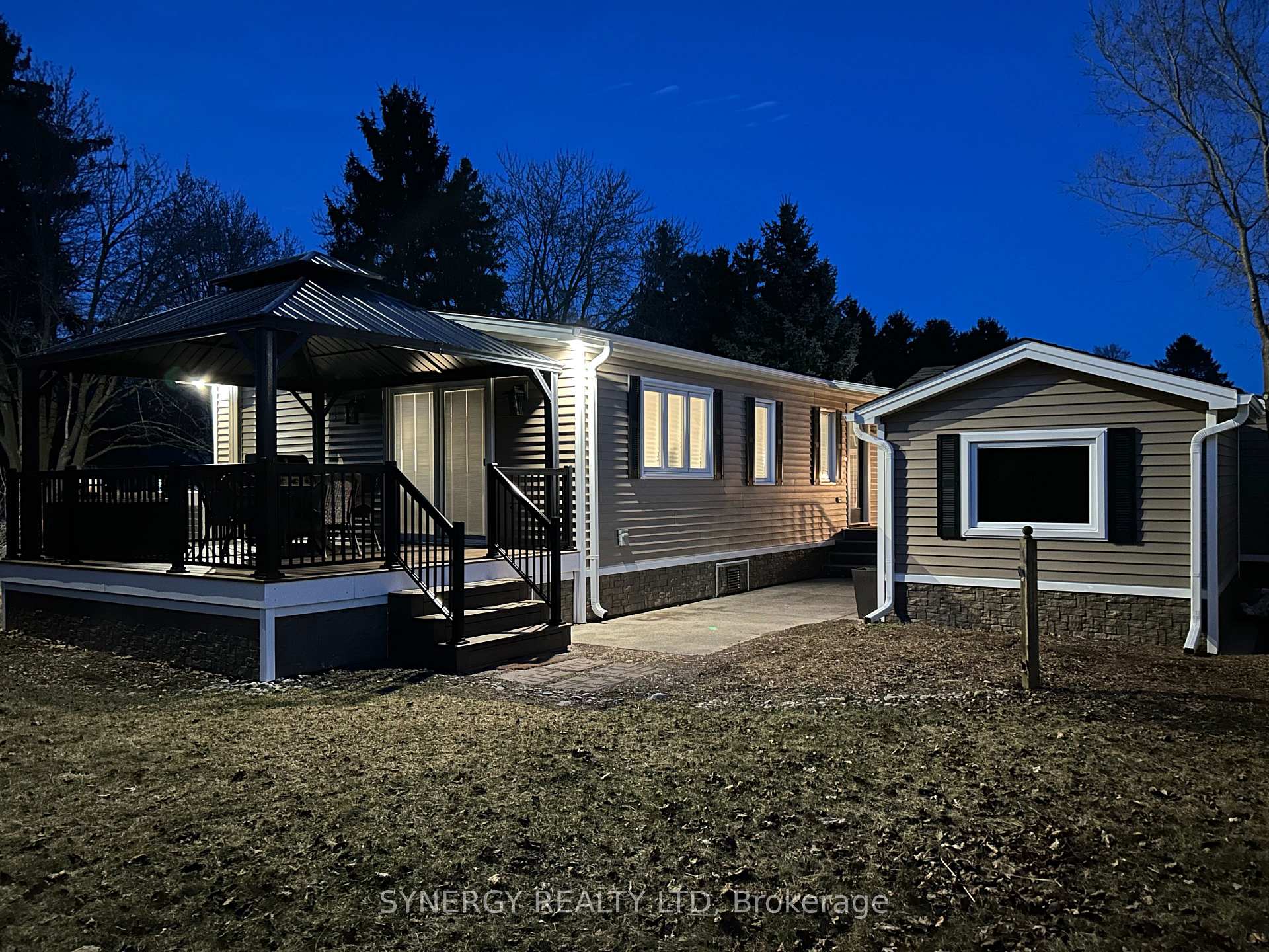 Photo 3 of 39 Miller Street, Strathroy-Caradoc, SE — HOMEH