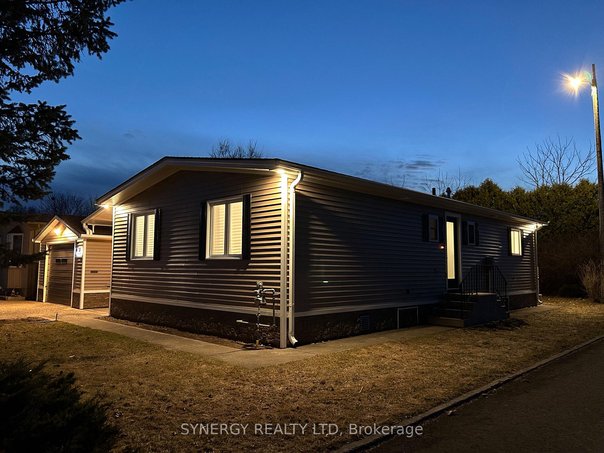 Photo 4 of 39 Miller Street, Strathroy-Caradoc, SE — HOMEH
