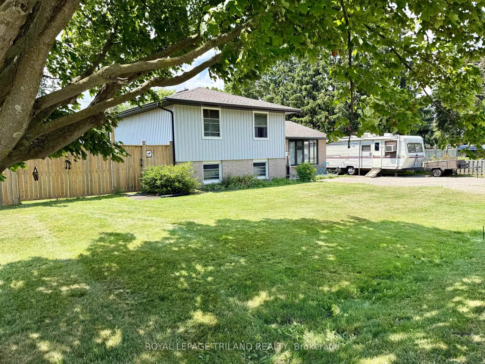 Front of 139 Coulter Ave
