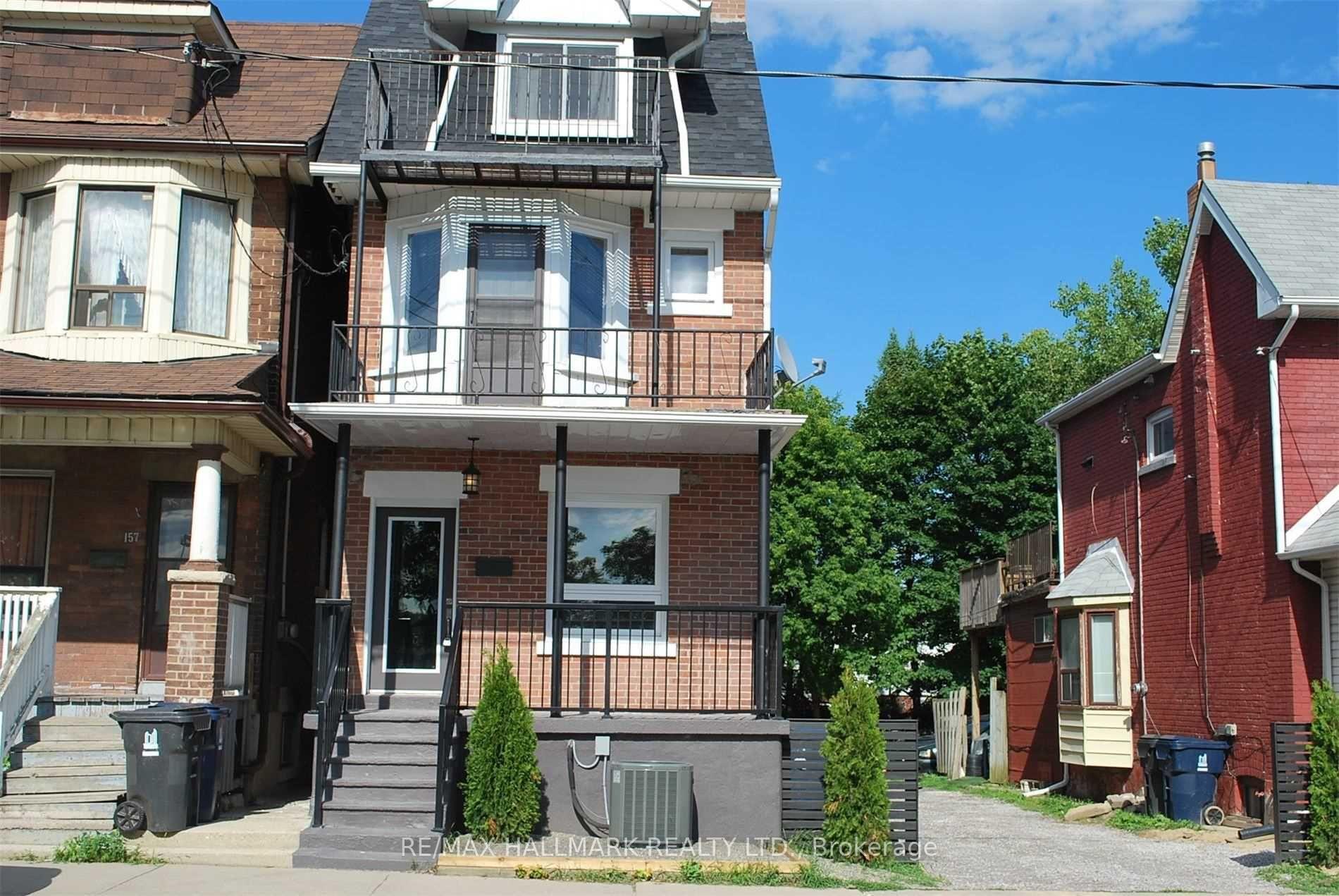 Front of Unit Main Floor/Apt #1, 155 Greenwood Avenue