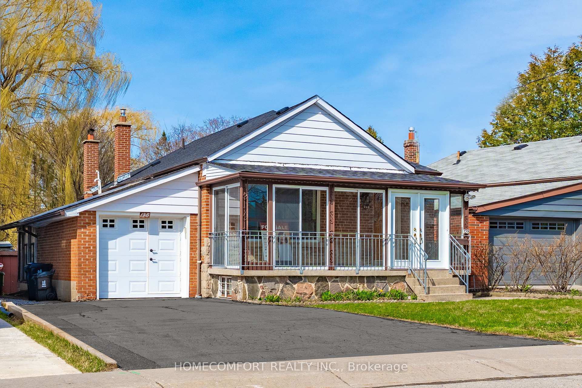 Photo 3 of 128 Rexleigh Drive, Toronto, O'Connor-Parkview — HOMEH