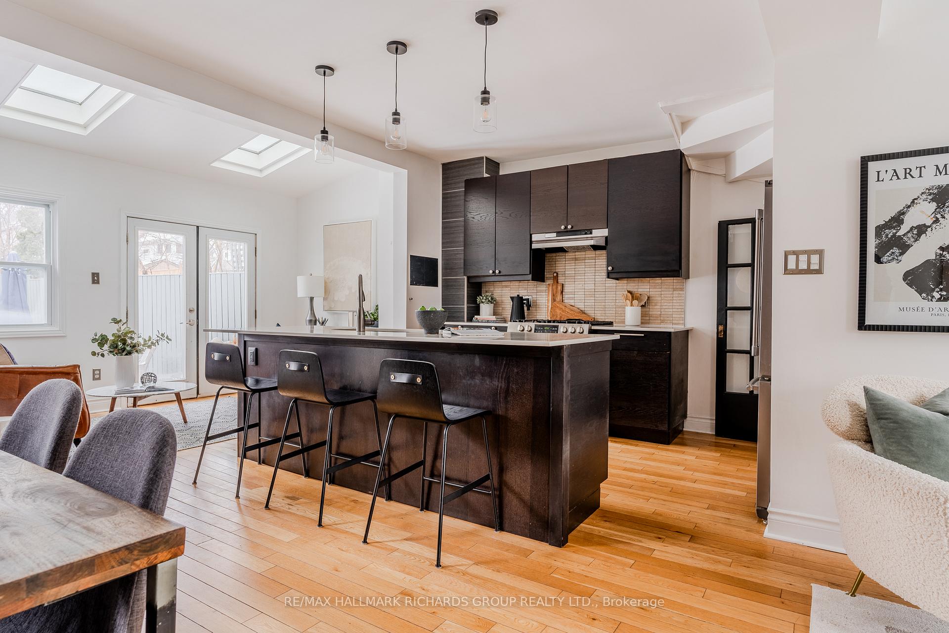 Photo 6 of 398 Coxwell Avenue, Toronto, Greenwood-Coxwell — HOMEH