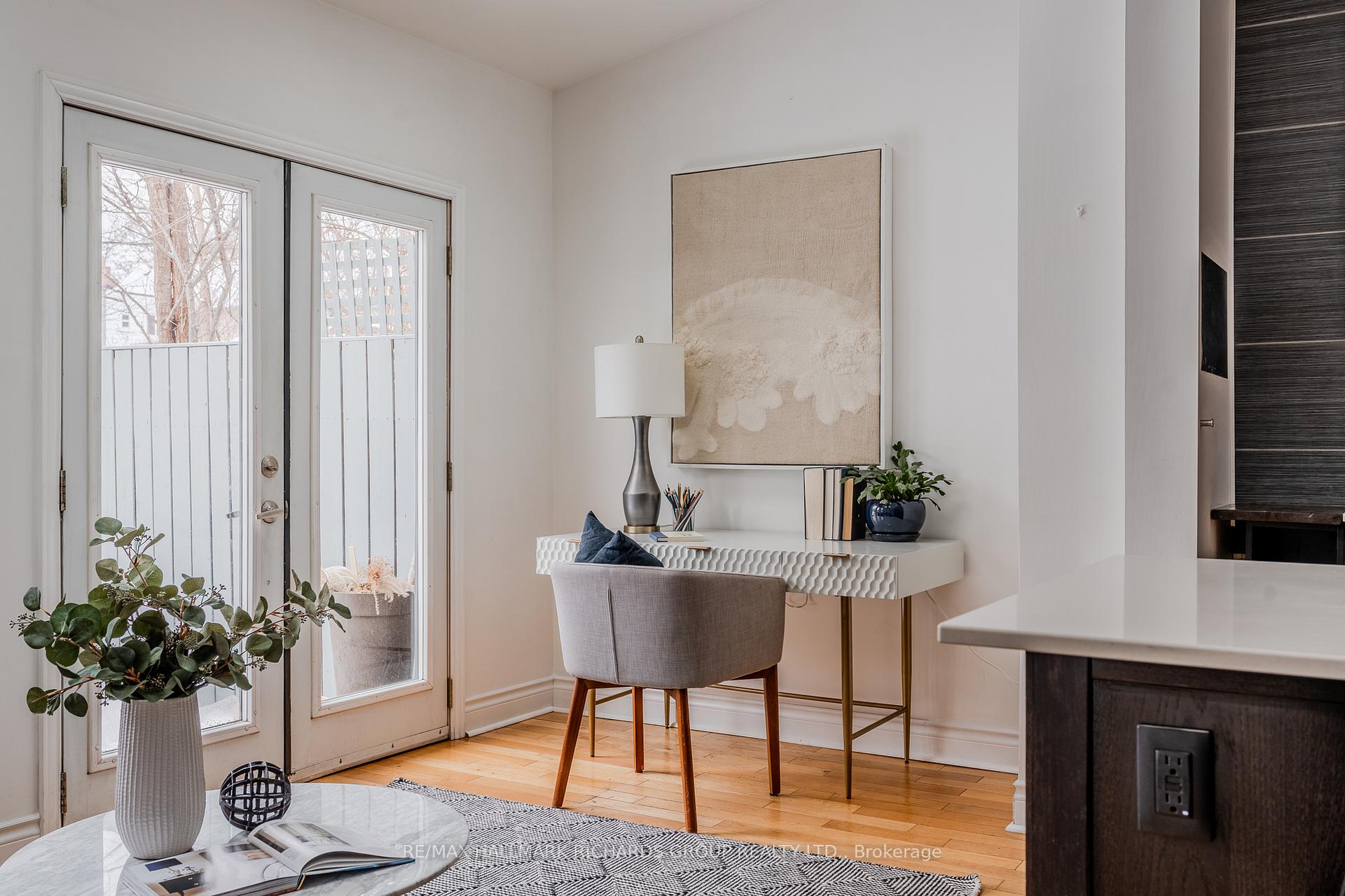 Photo 9 of 398 Coxwell Avenue, Toronto, Greenwood-Coxwell — HOMEH