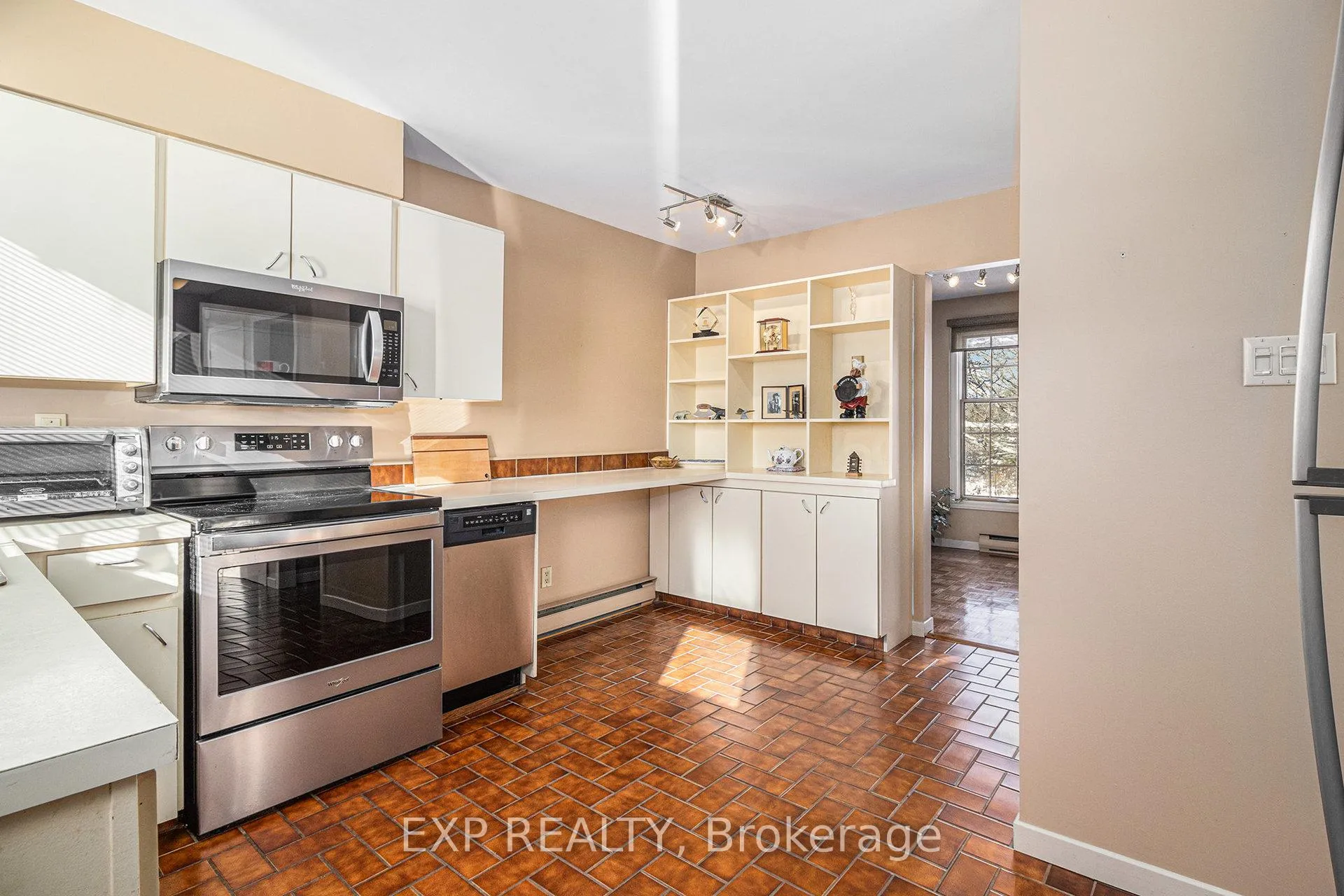 Photo 14 of 2193 Peter Robinson Road, Ottawa, Huntley Ward (North West) — HOMEH