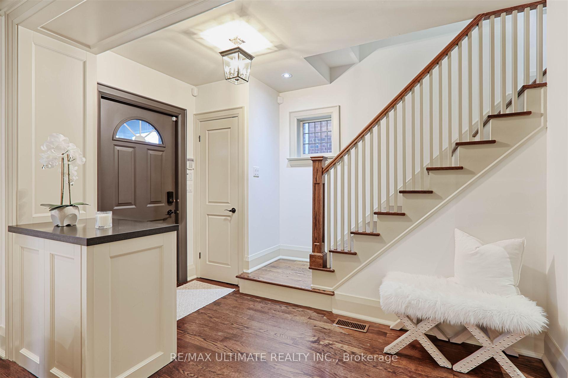Photo 2 of 305 Castlefield Avenue, Toronto, Lawrence Park South — HOMEH