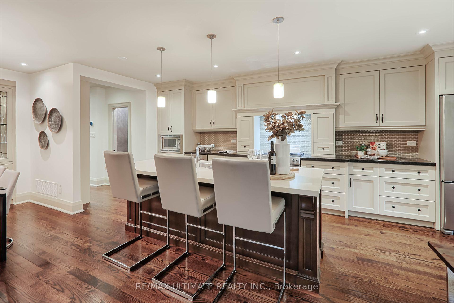 Photo 11 of 305 Castlefield Avenue, Toronto, Lawrence Park South — HOMEH