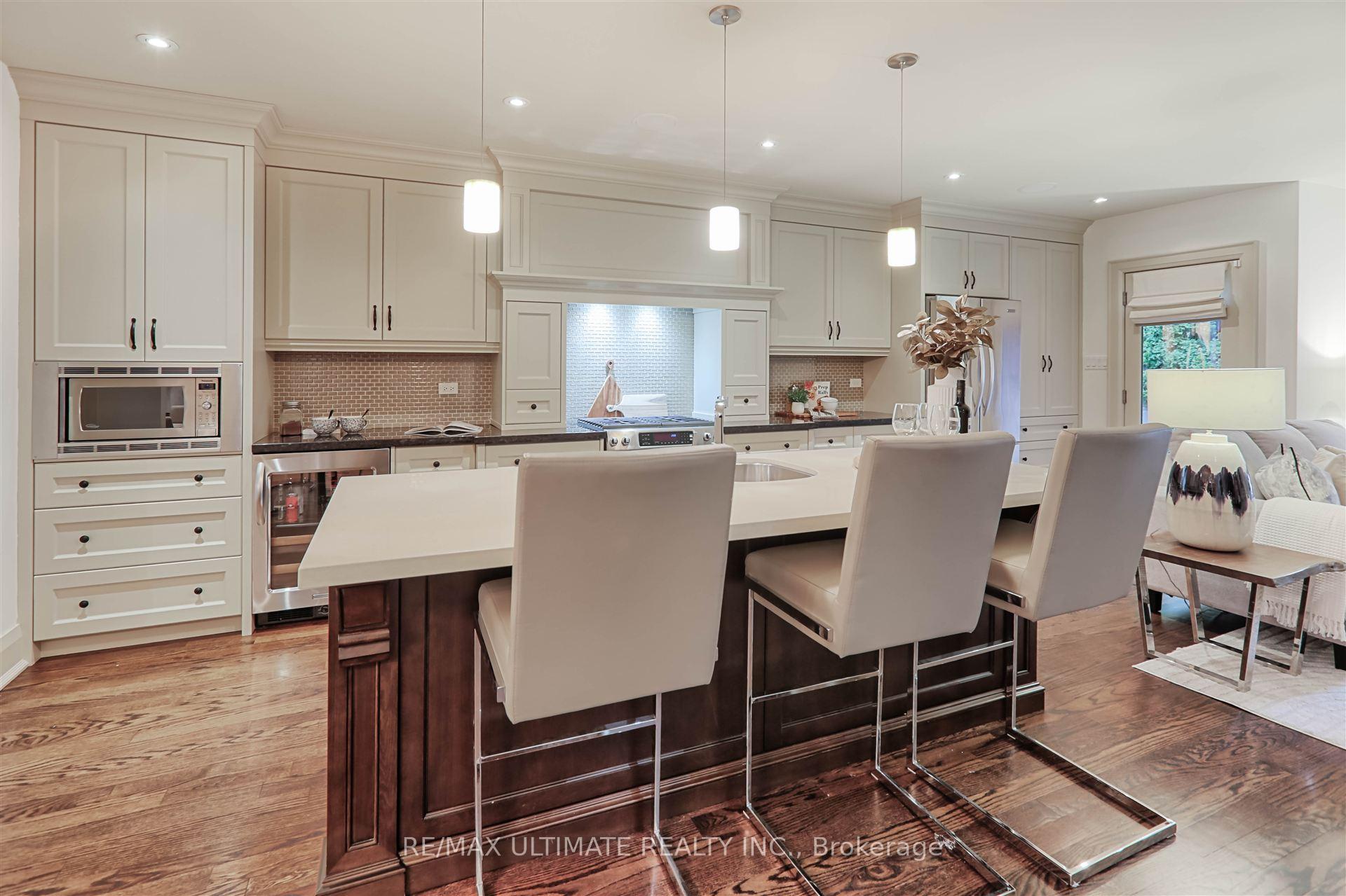 Photo 14 of 305 Castlefield Avenue, Toronto, Lawrence Park South — HOMEH