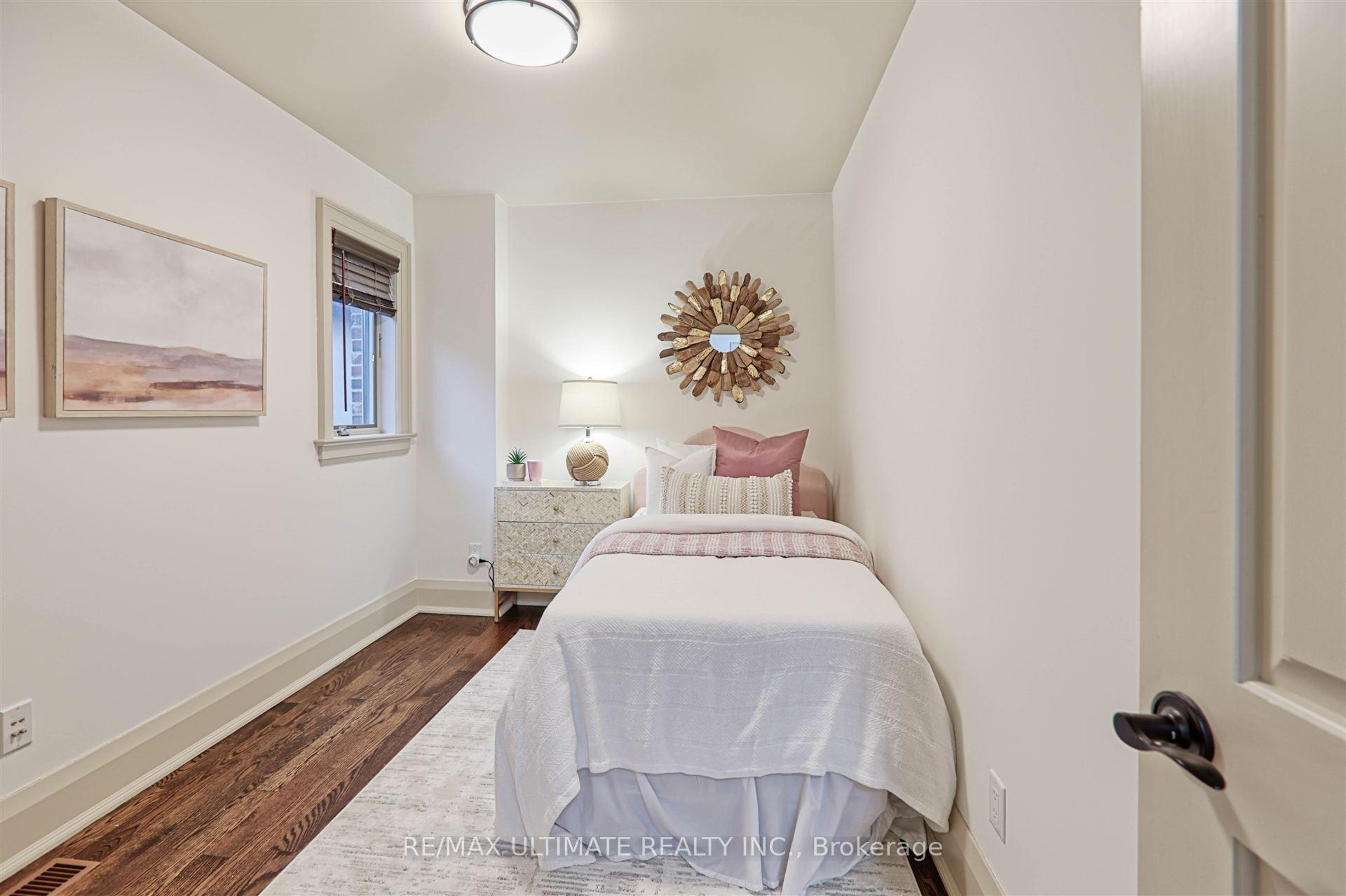 Photo 24 of 305 Castlefield Avenue, Toronto, Lawrence Park South — HOMEH
