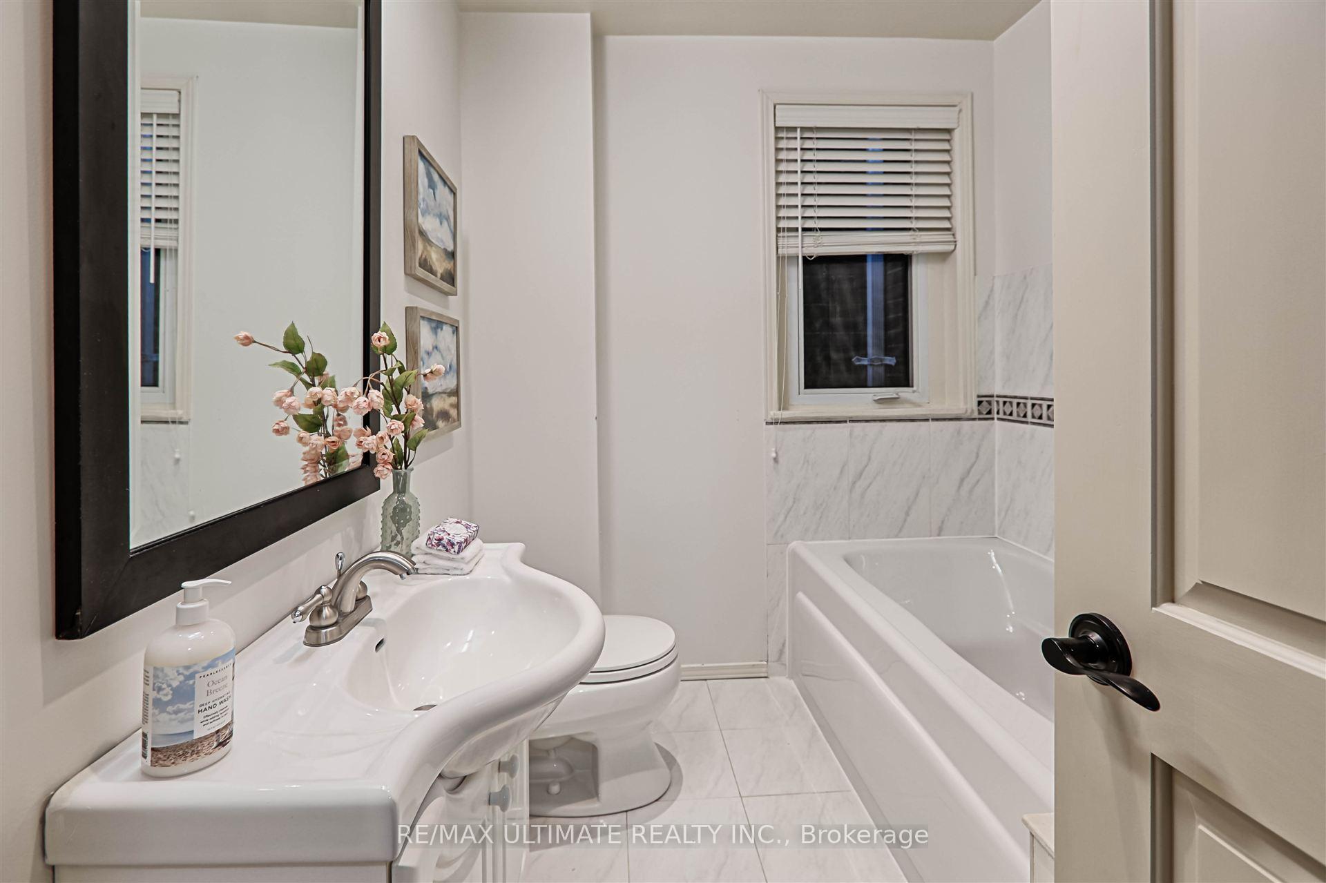 Photo 25 of 305 Castlefield Avenue, Toronto, Lawrence Park South — HOMEH