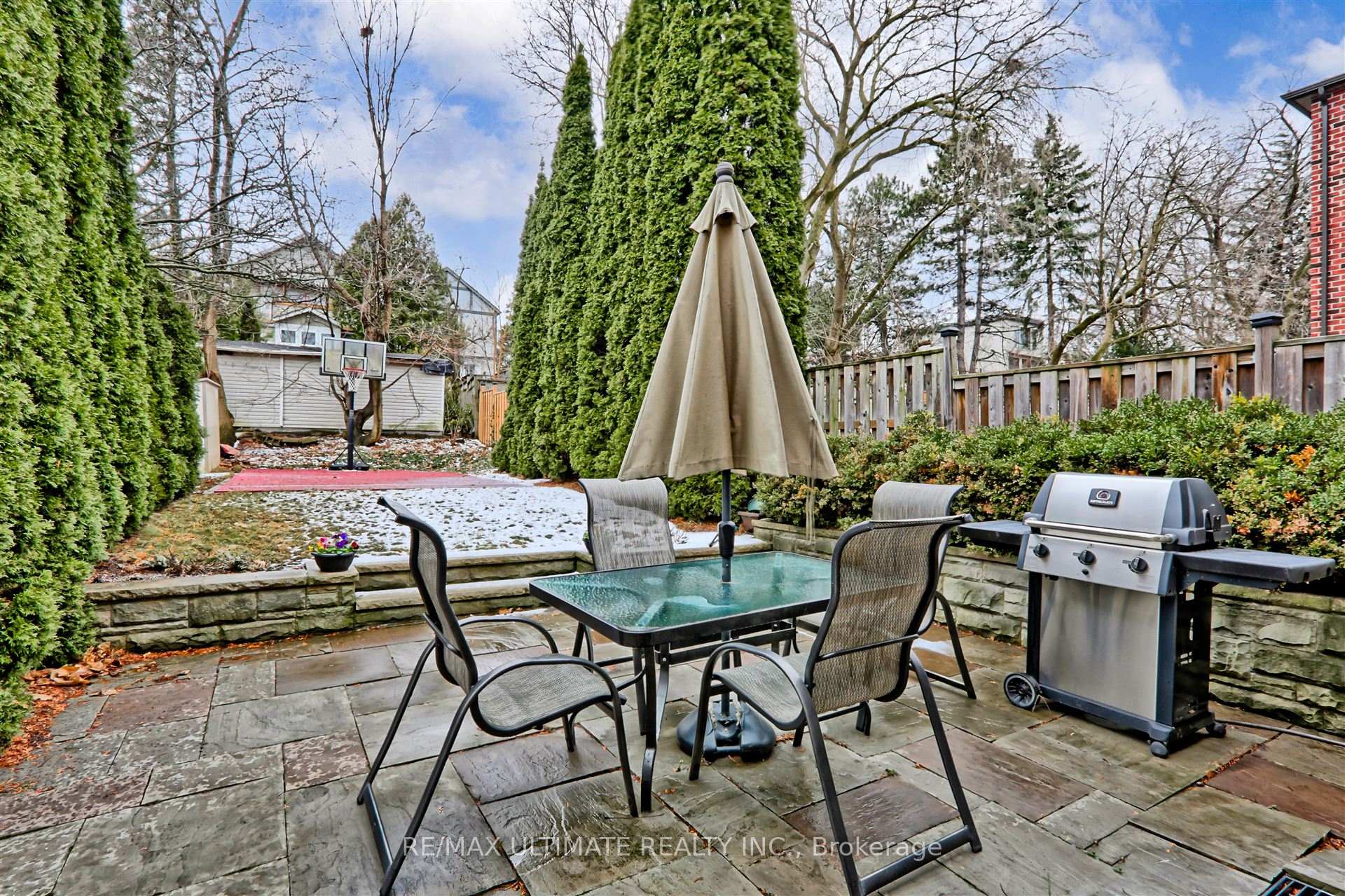 Photo 31 of 305 Castlefield Avenue, Toronto, Lawrence Park South — HOMEH
