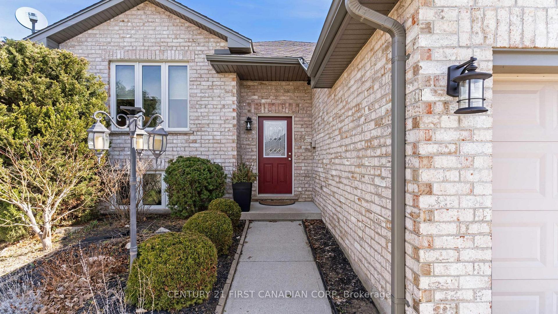 Photo 4 of 57 Ridge Street, Strathroy-Caradoc, SW — HOMEH