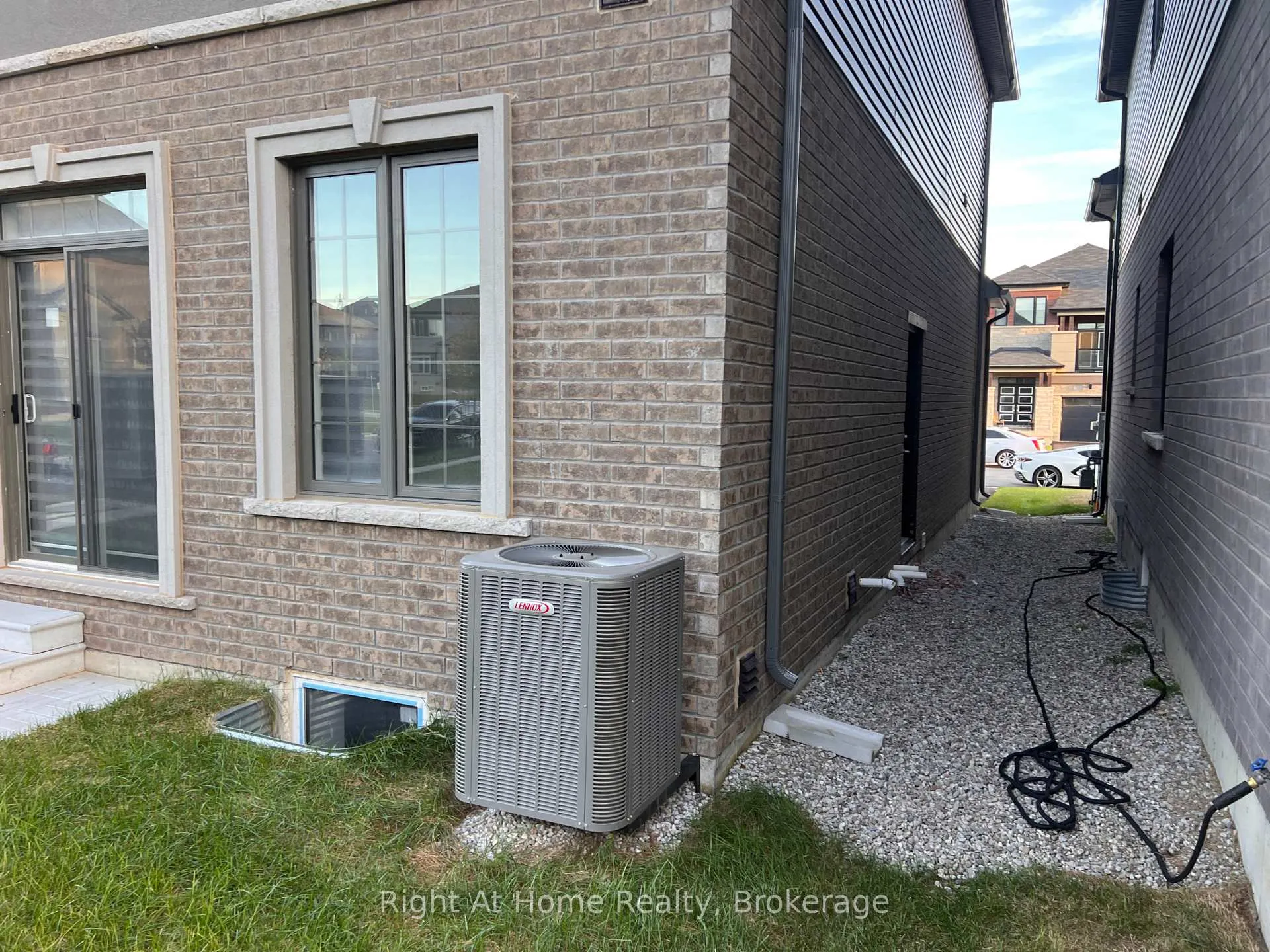 Photo 5 of Unit Basement, 87 Hitchman Street, Brant, Paris — HOMEH