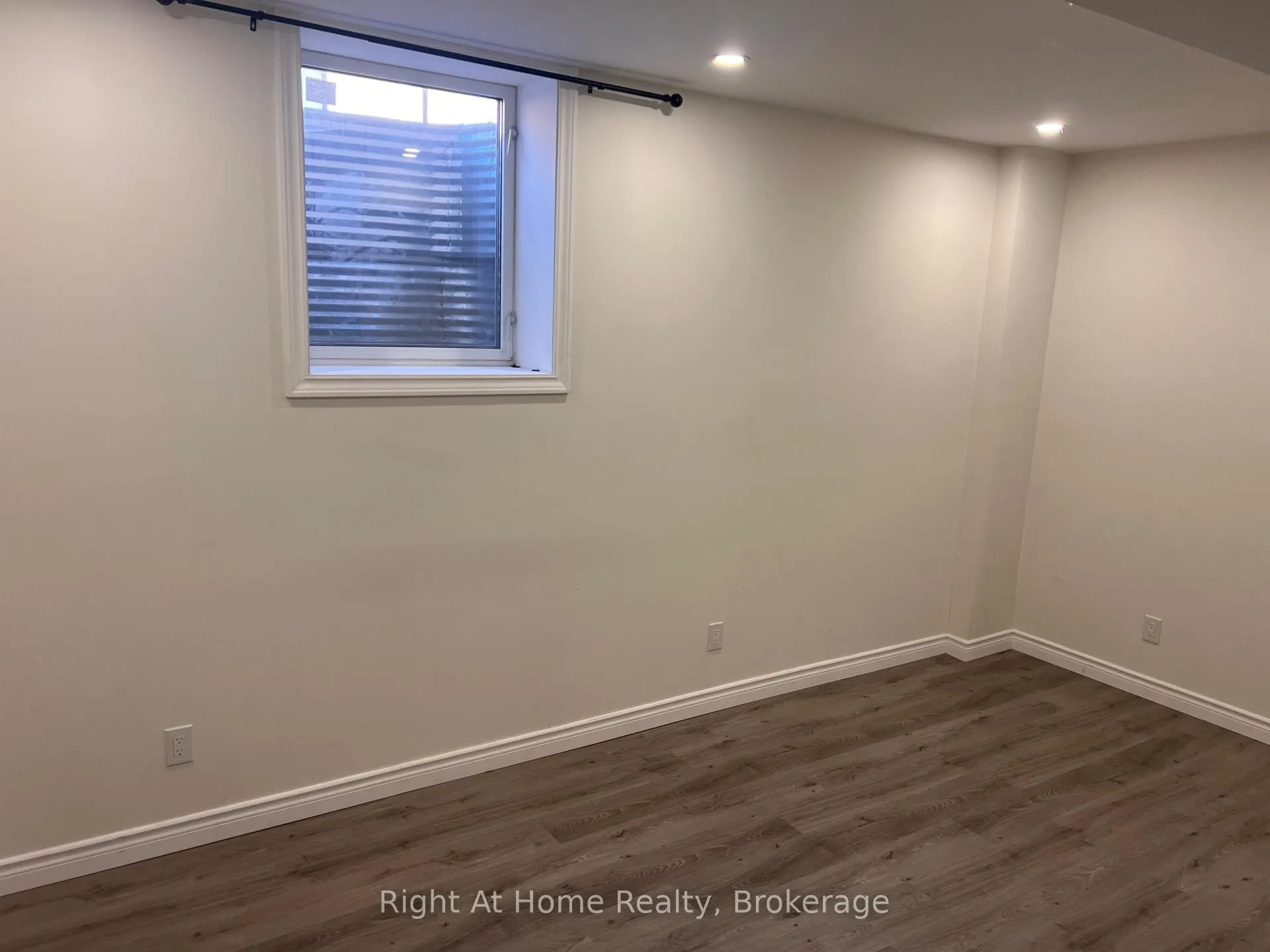 Photo 12 of Unit Basement, 87 Hitchman Street, Brant, Paris — HOMEH