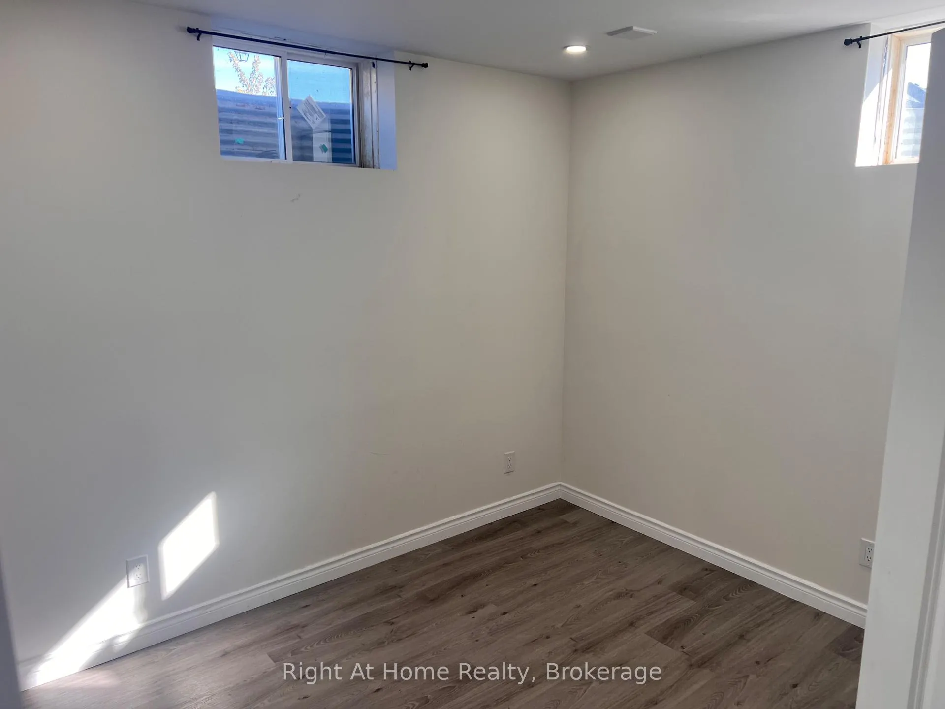 Photo 18 of Unit Basement, 87 Hitchman Street, Brant, Paris — HOMEH