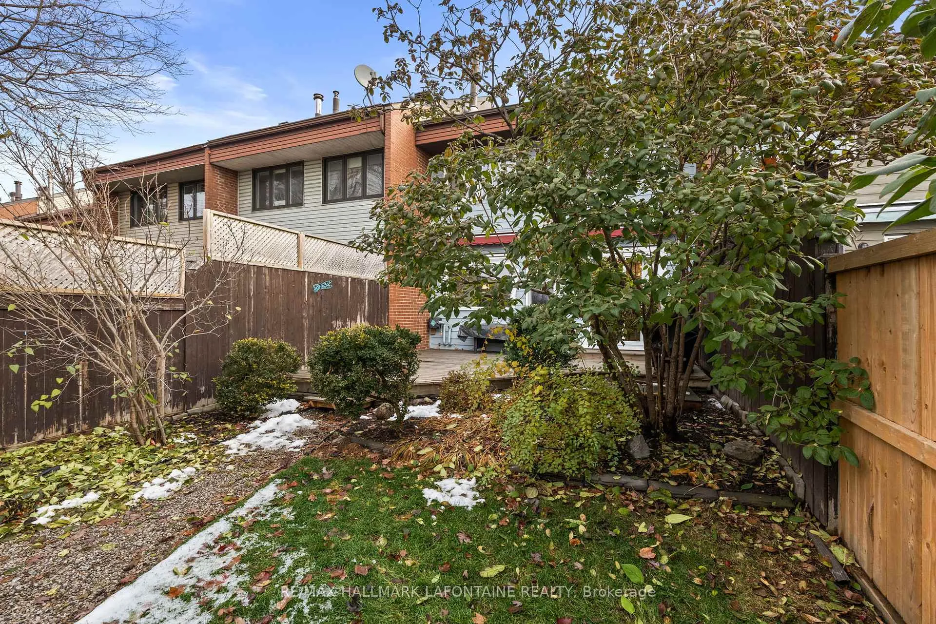 Photo 36 of Unit 32, 110 Walnut Court, Ottawa, West Centre Town — HOMEH
