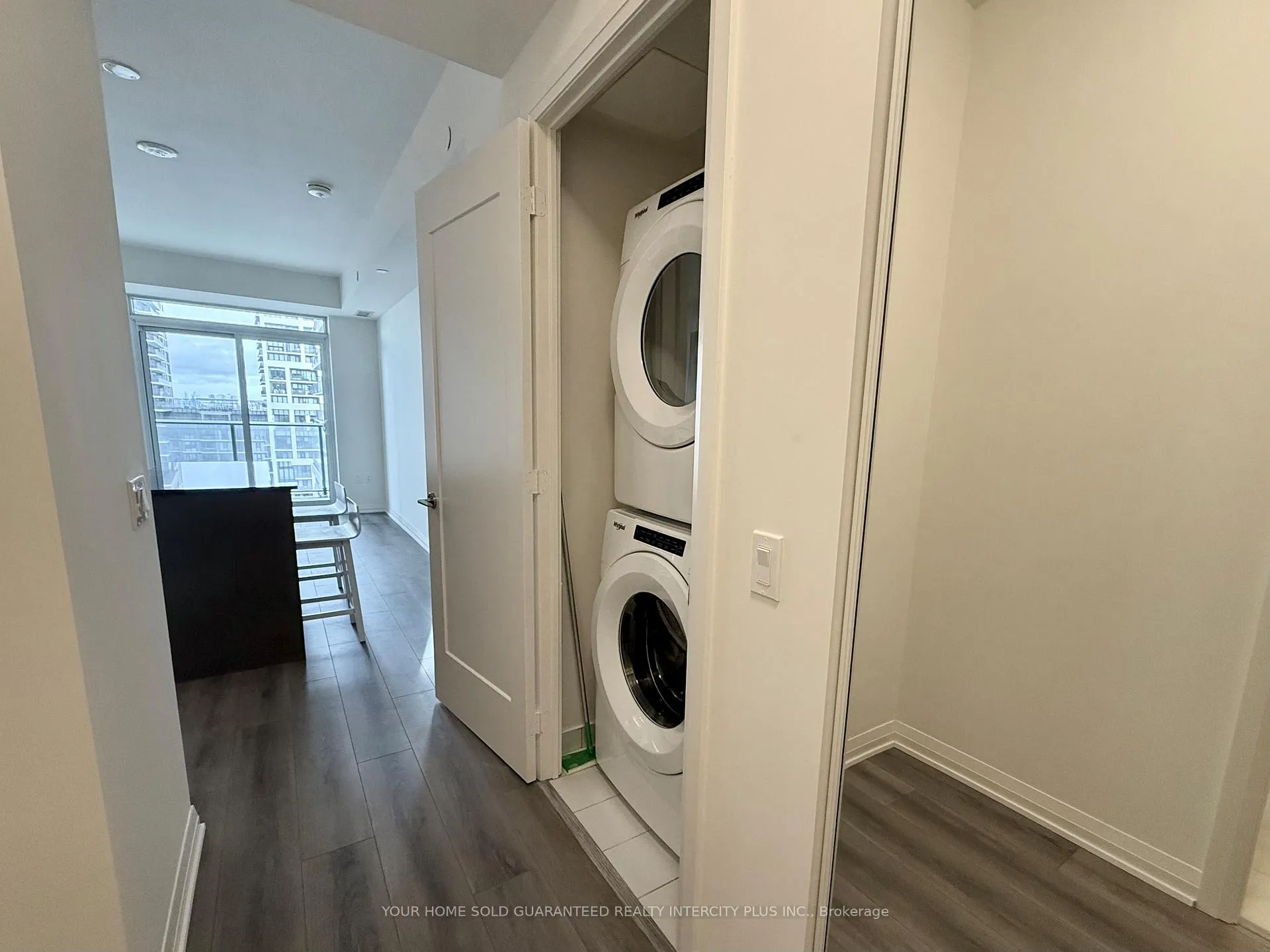 Photo 15 of Unit 817, 8960 Jane Street, Vaughan, Vellore Village — HOMEH