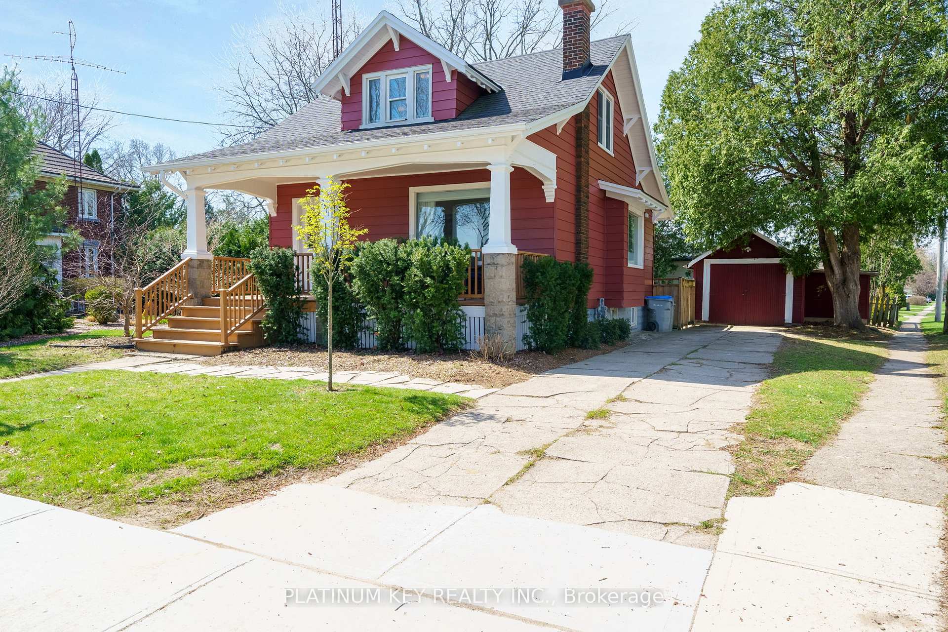 Front of 2511 Queen Street
