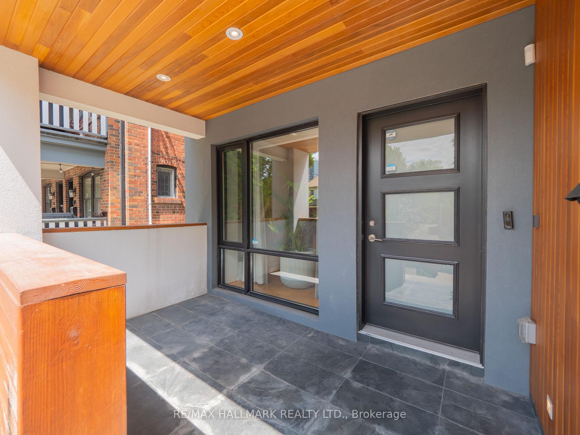 Photo 2 of 12 Thorncliffe Avenue, Toronto, Playter Estates-Danforth — HOMEH