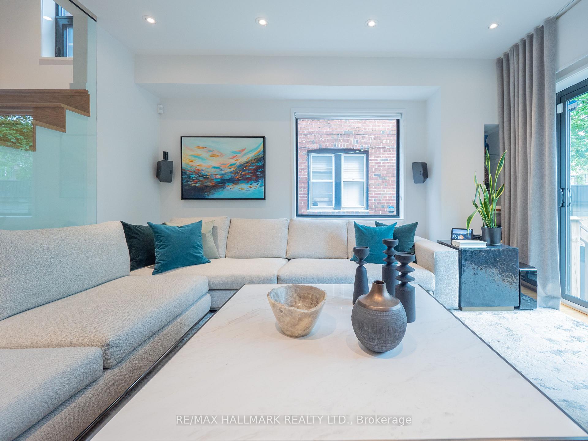 Photo 21 of 12 Thorncliffe Avenue, Toronto, Playter Estates-Danforth — HOMEH