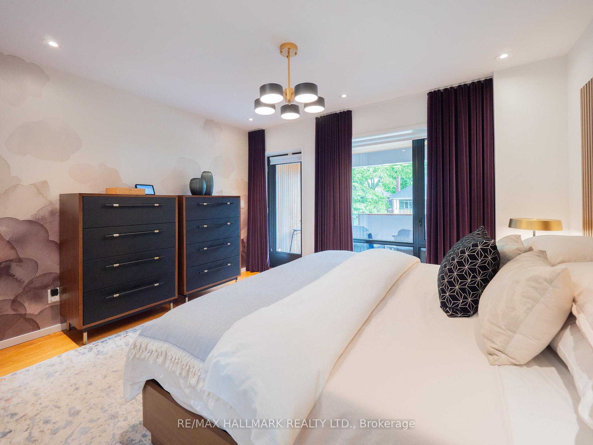 Photo 28 of 12 Thorncliffe Avenue, Toronto, Playter Estates-Danforth — HOMEH