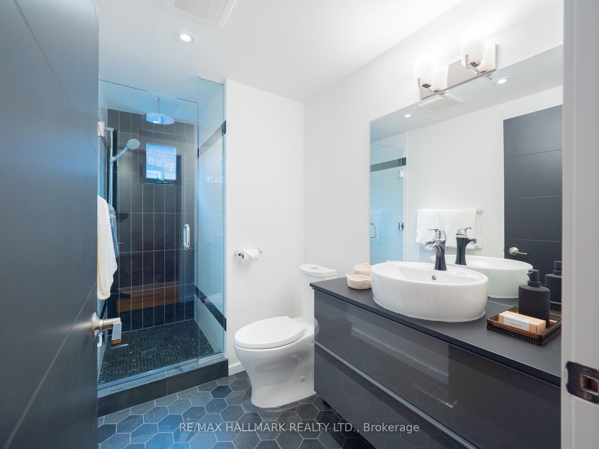 Photo 35 of 12 Thorncliffe Avenue, Toronto, Playter Estates-Danforth — HOMEH
