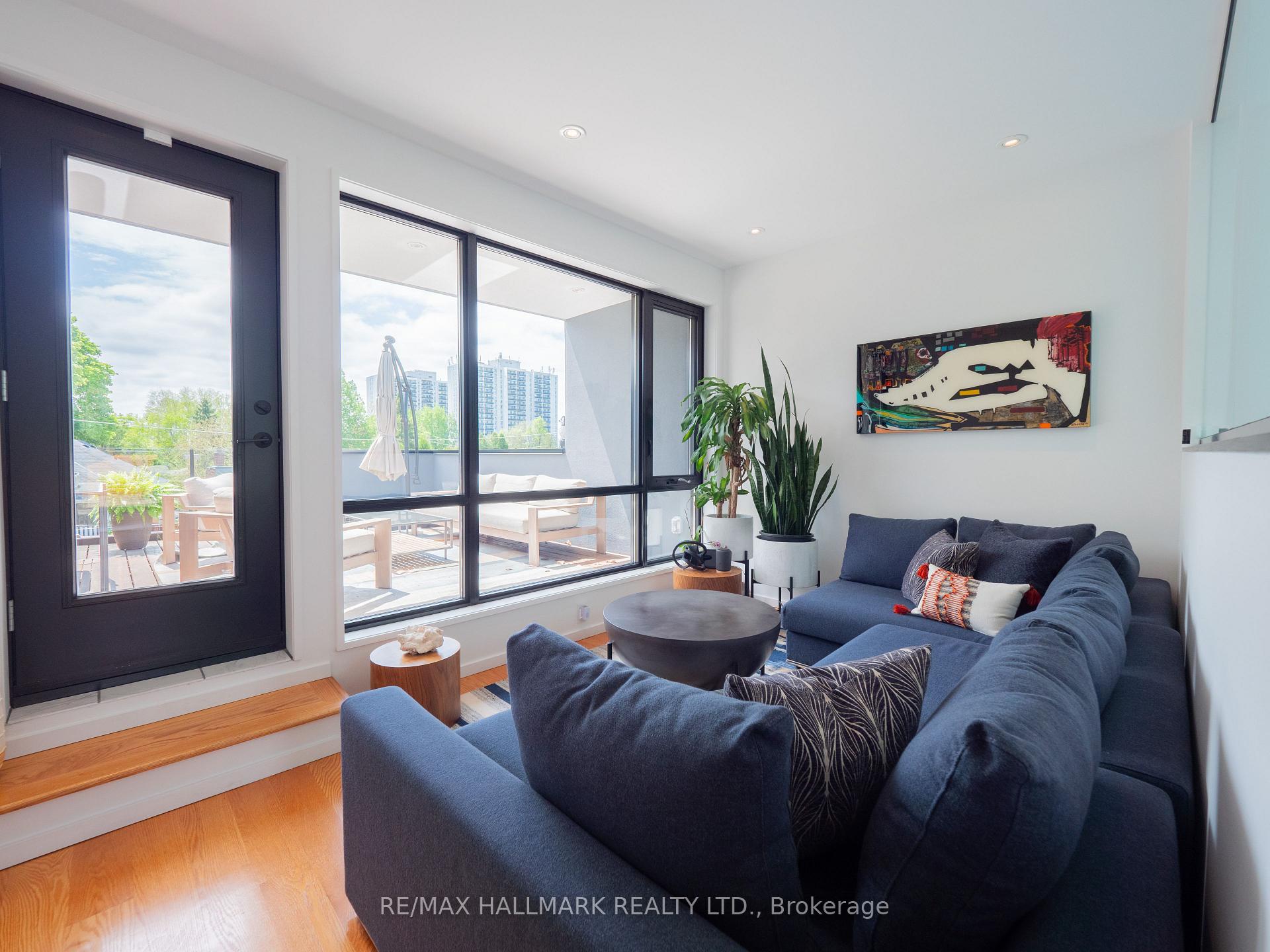 Photo 38 of 12 Thorncliffe Avenue, Toronto, Playter Estates-Danforth — HOMEH