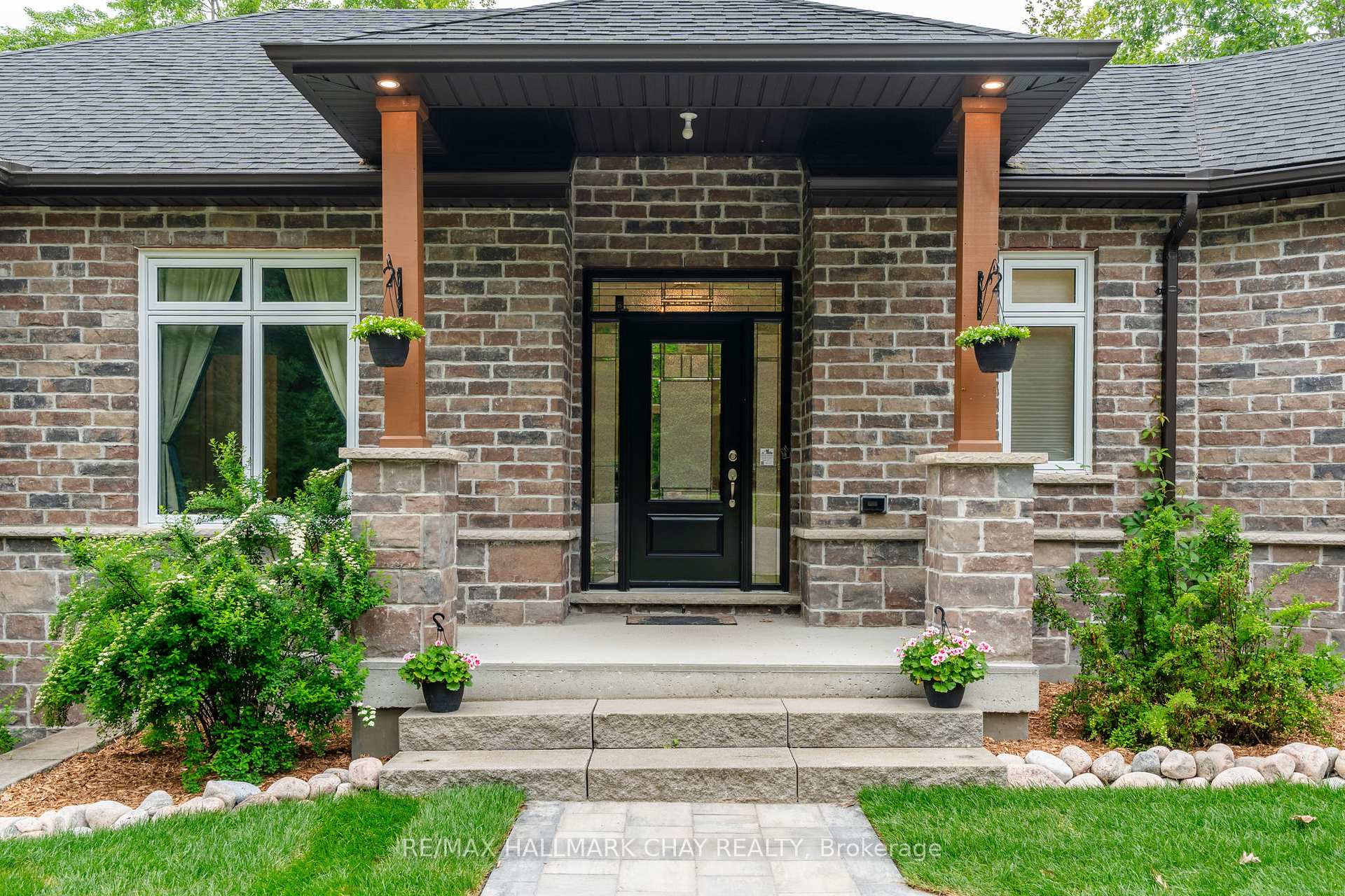 Photo 5 of 2 Timberland Court S, Tiny, Rural Tiny — HOMEH