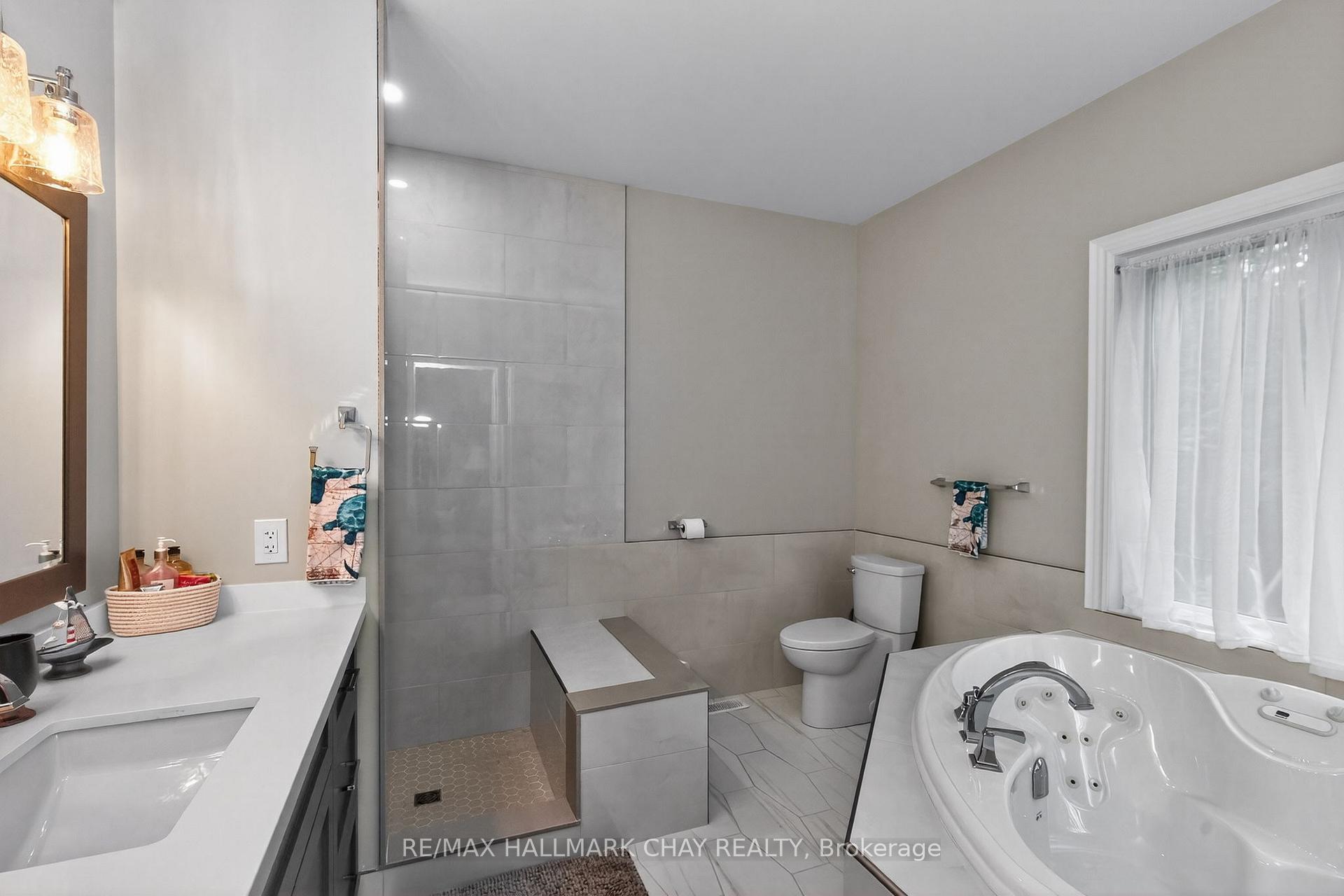 Photo 28 of 2 Timberland Court S, Tiny, Rural Tiny — HOMEH