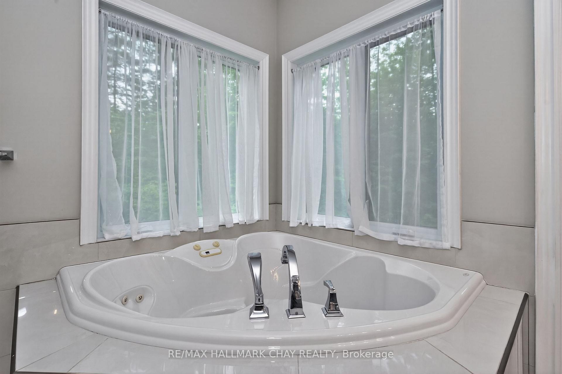 Photo 29 of 2 Timberland Court S, Tiny, Rural Tiny — HOMEH