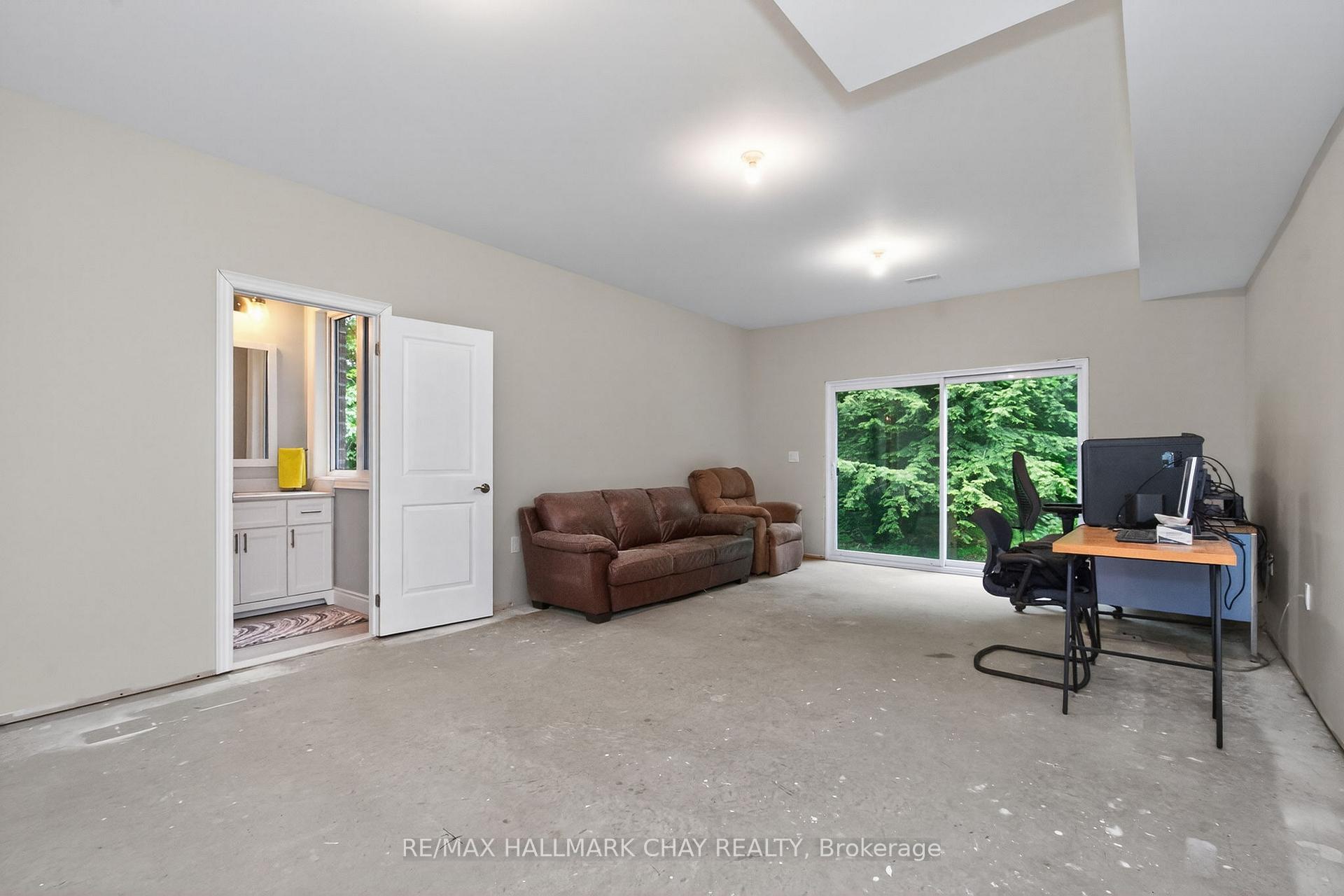 Photo 35 of 2 Timberland Court S, Tiny, Rural Tiny — HOMEH