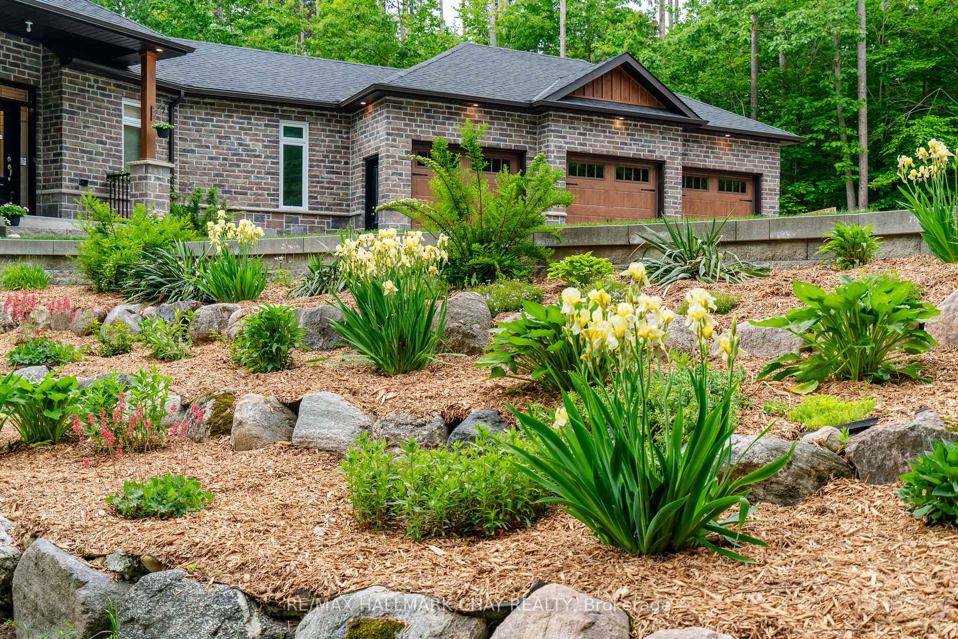 Photo 45 of 2 Timberland Court S, Tiny, Rural Tiny — HOMEH