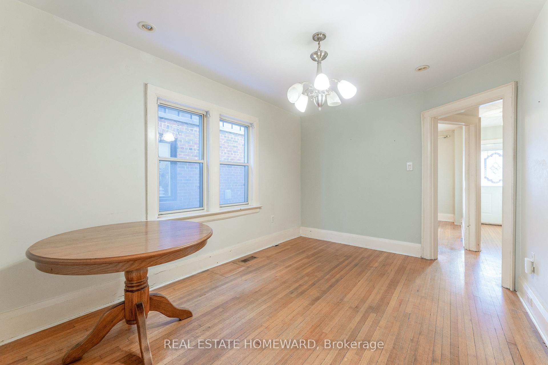 Photo 9 of 5 Billings Avenue, Toronto, Greenwood-Coxwell — HOMEH