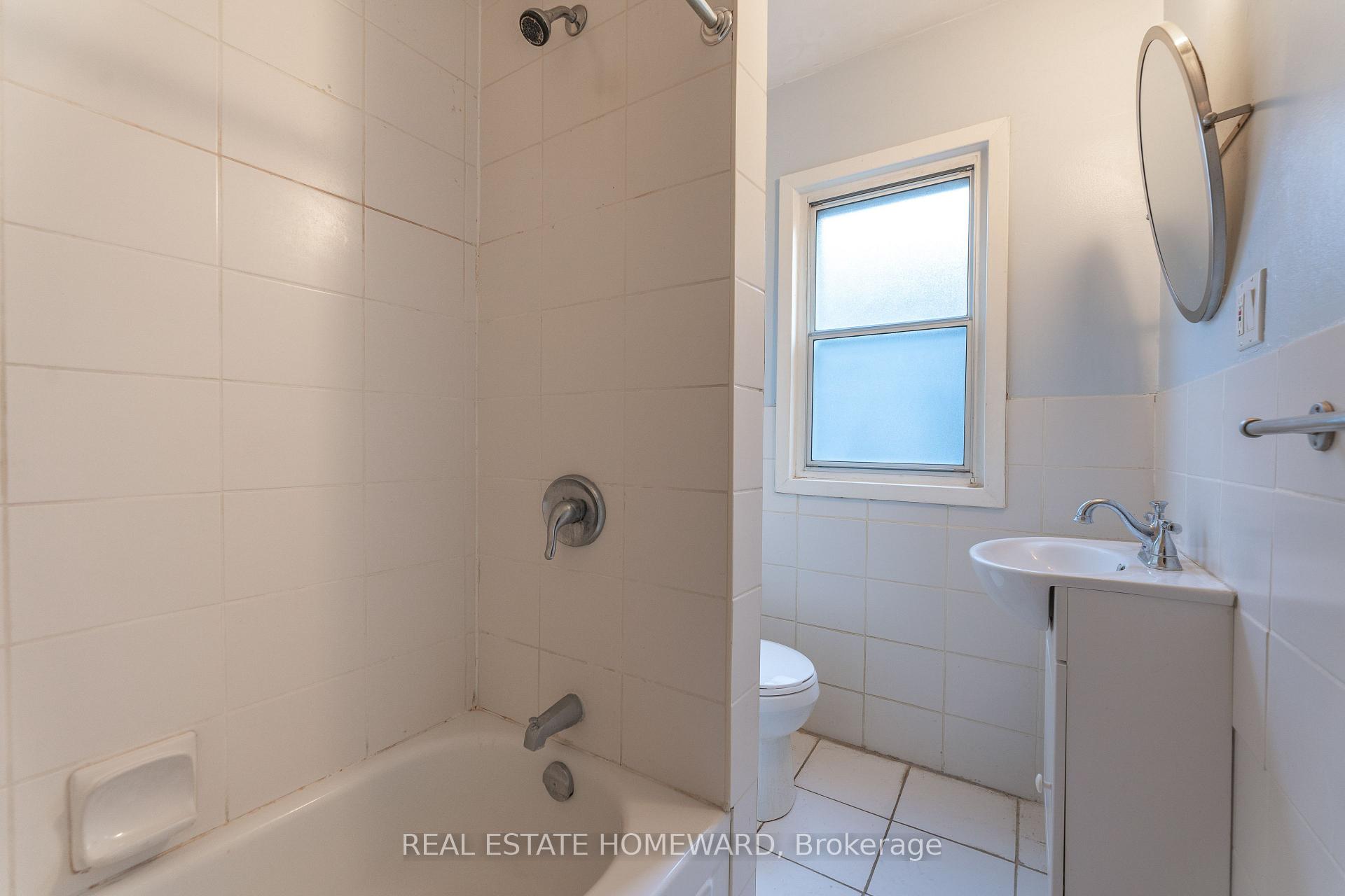 Photo 19 of 5 Billings Avenue, Toronto, Greenwood-Coxwell — HOMEH