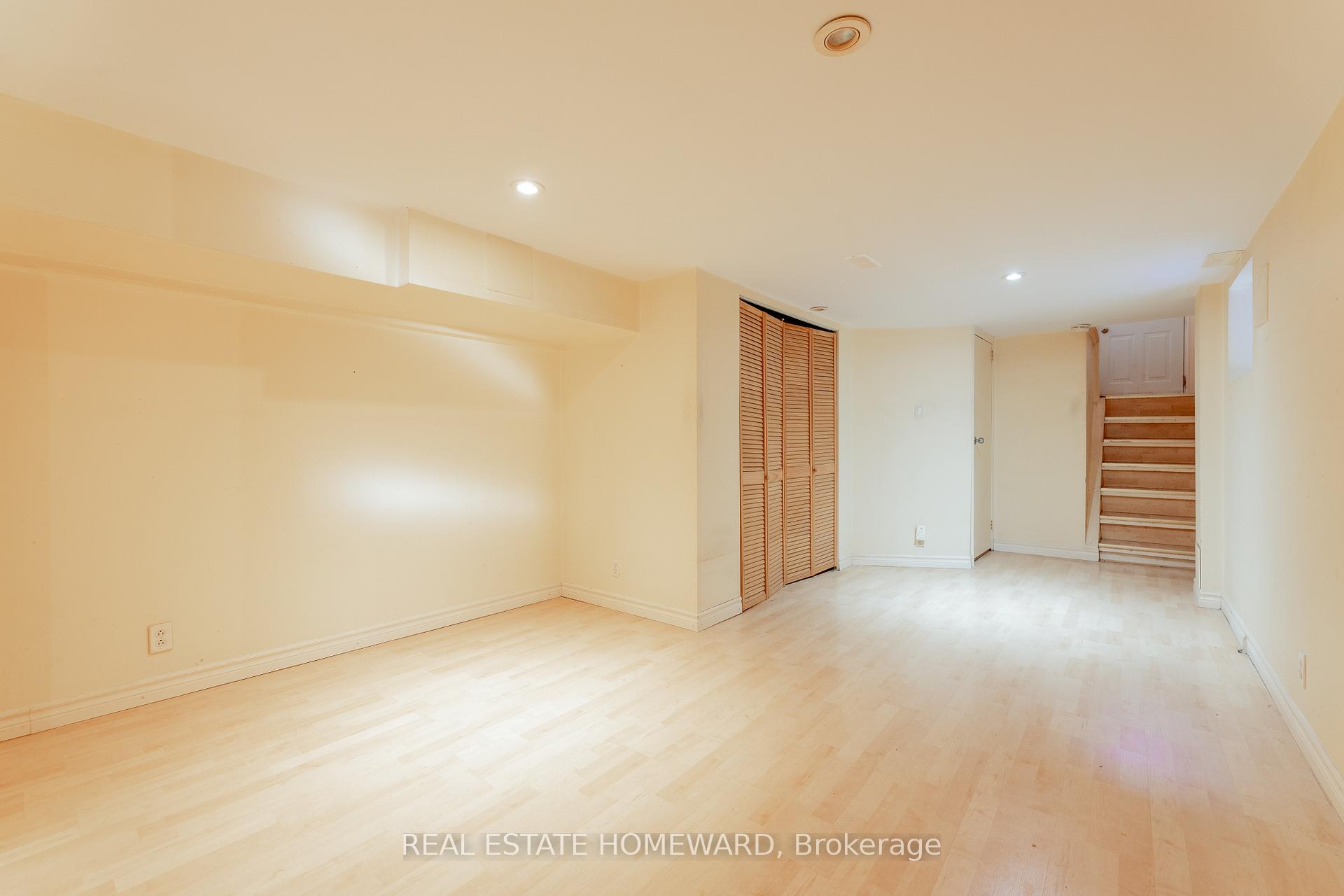 Photo 27 of 5 Billings Avenue, Toronto, Greenwood-Coxwell — HOMEH