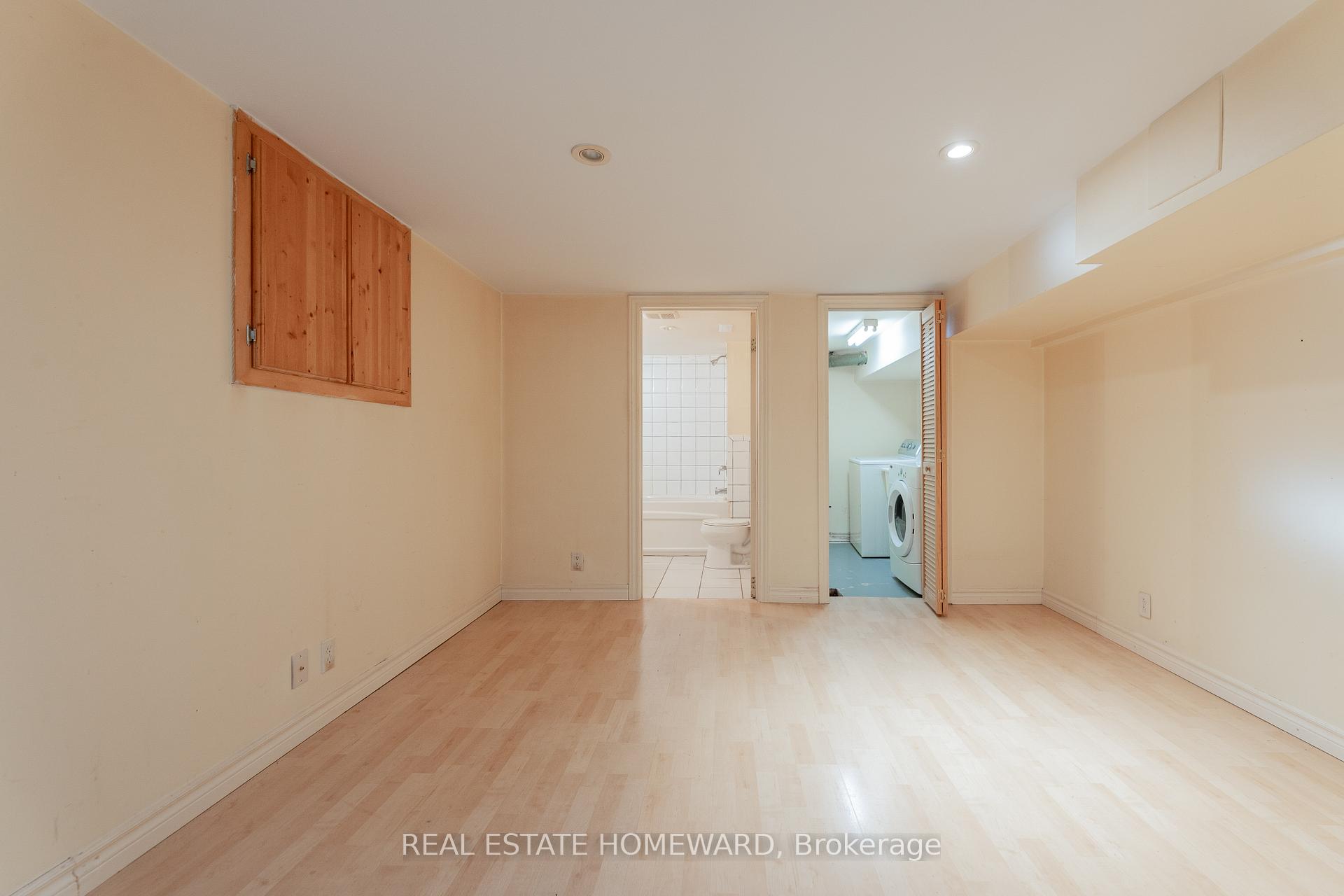 Photo 28 of 5 Billings Avenue, Toronto, Greenwood-Coxwell — HOMEH