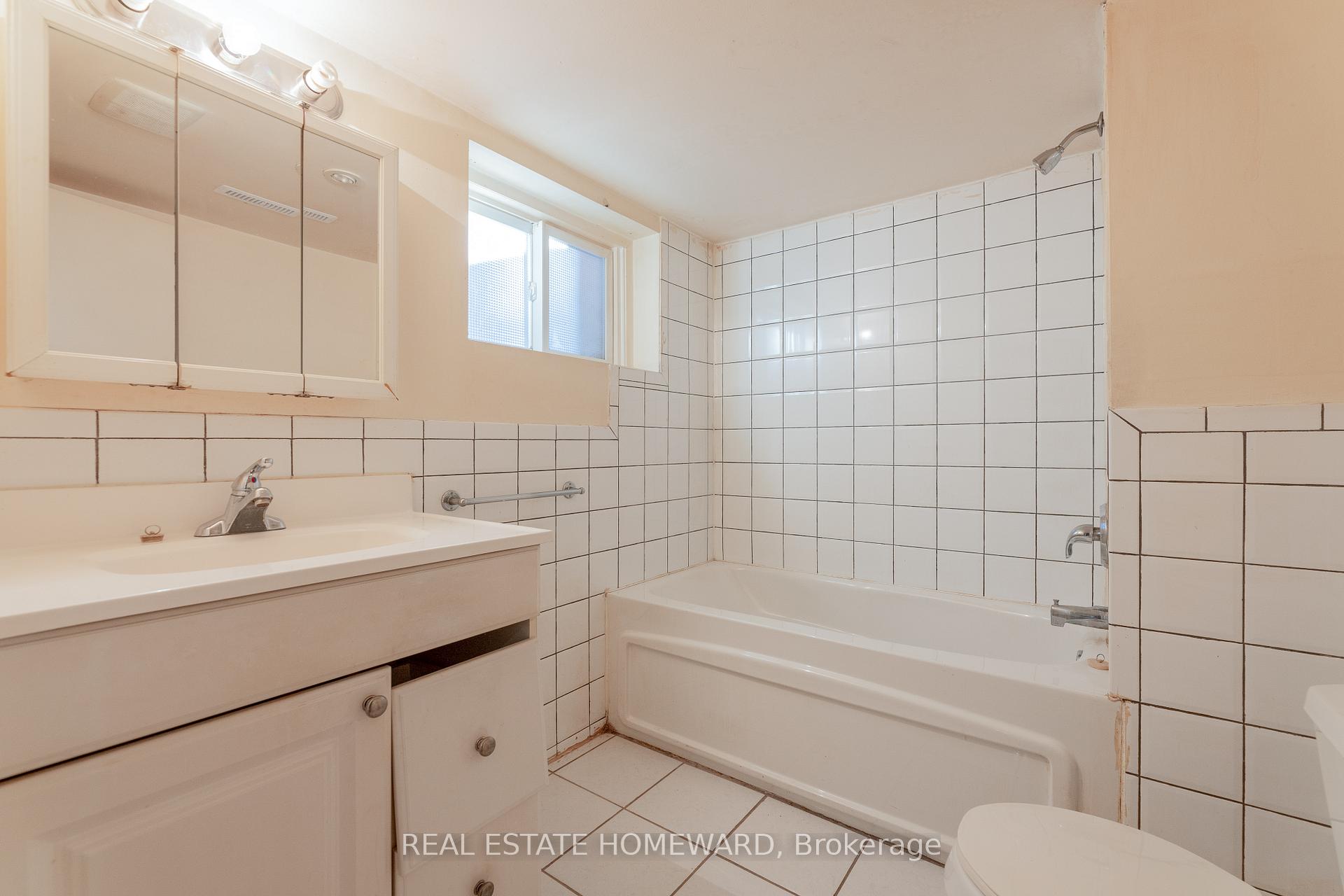 Photo 30 of 5 Billings Avenue, Toronto, Greenwood-Coxwell — HOMEH