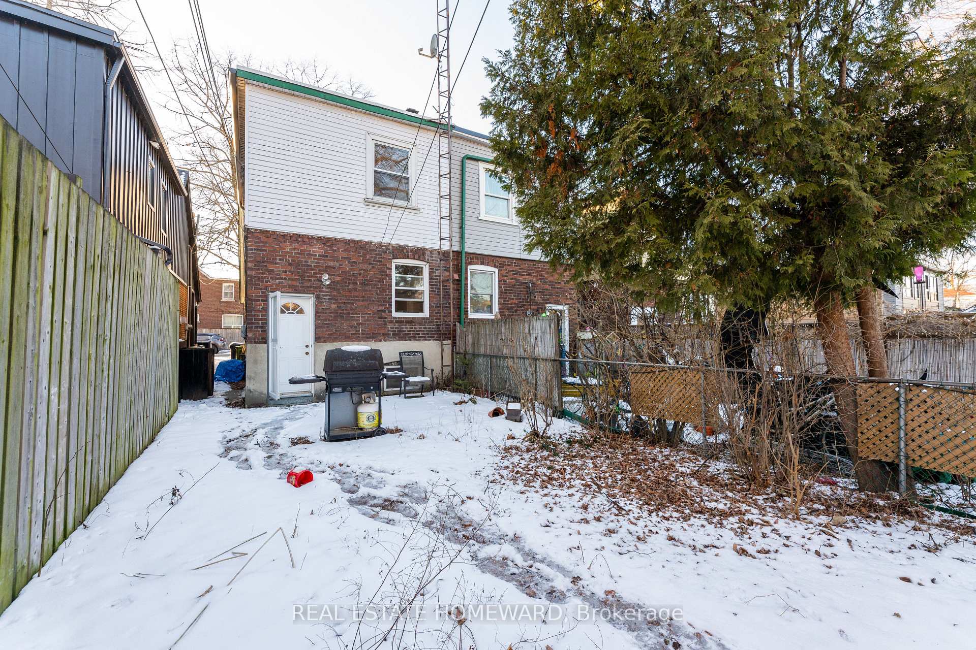 Photo 39 of 5 Billings Avenue, Toronto, Greenwood-Coxwell — HOMEH