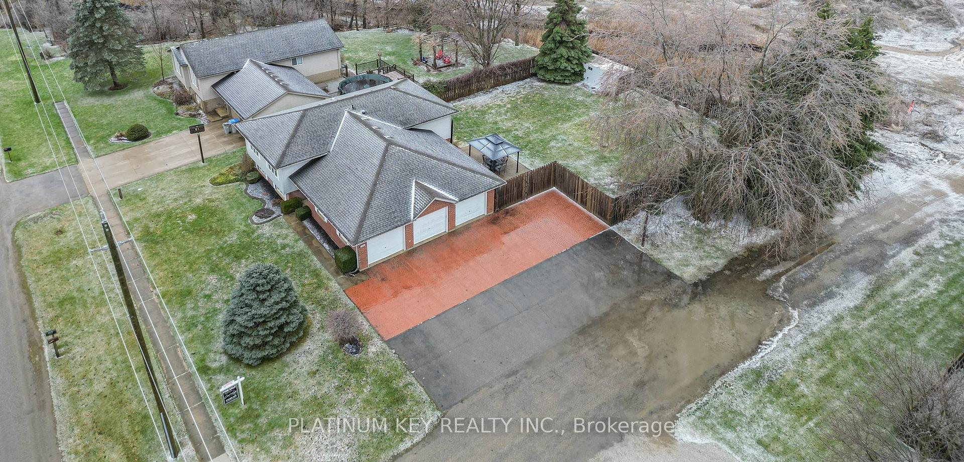 Front of 2245 Trillium Way