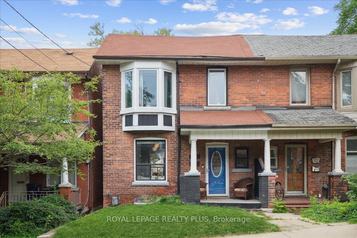 Front of 350 Albany Avenue